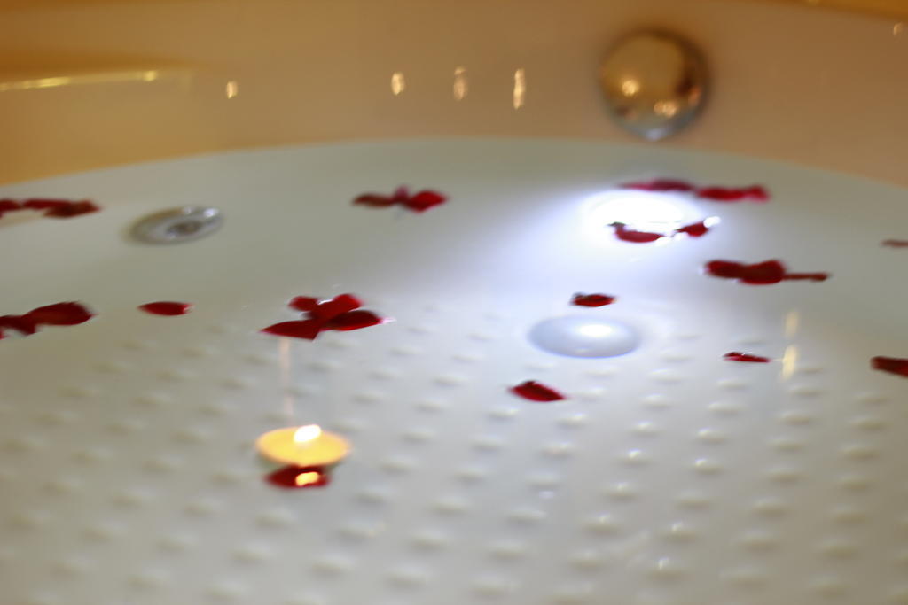 Standard Double Room Spa Bath Entrance Floor