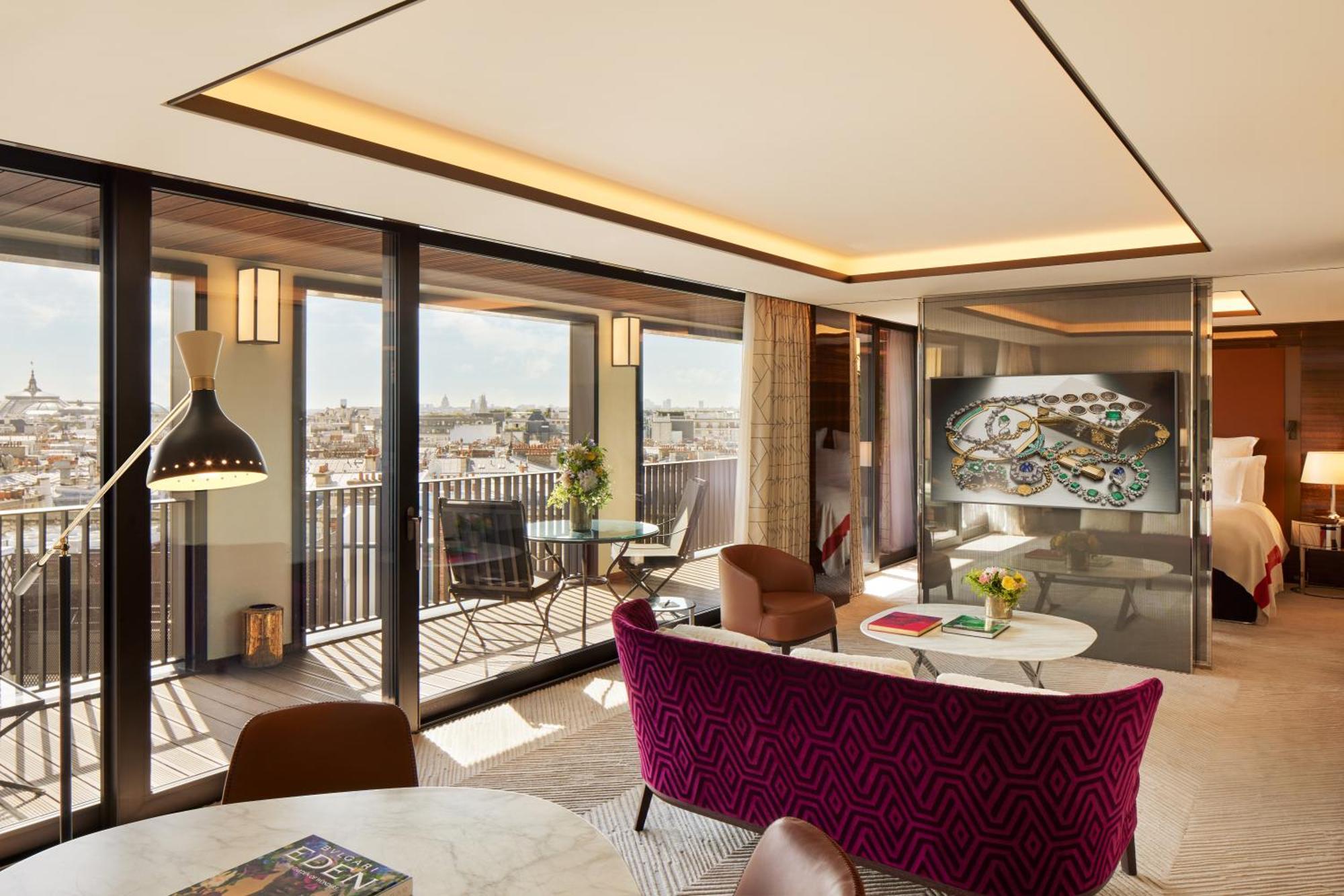 Deluxe Suite with Terrace,1548947263:JPEG