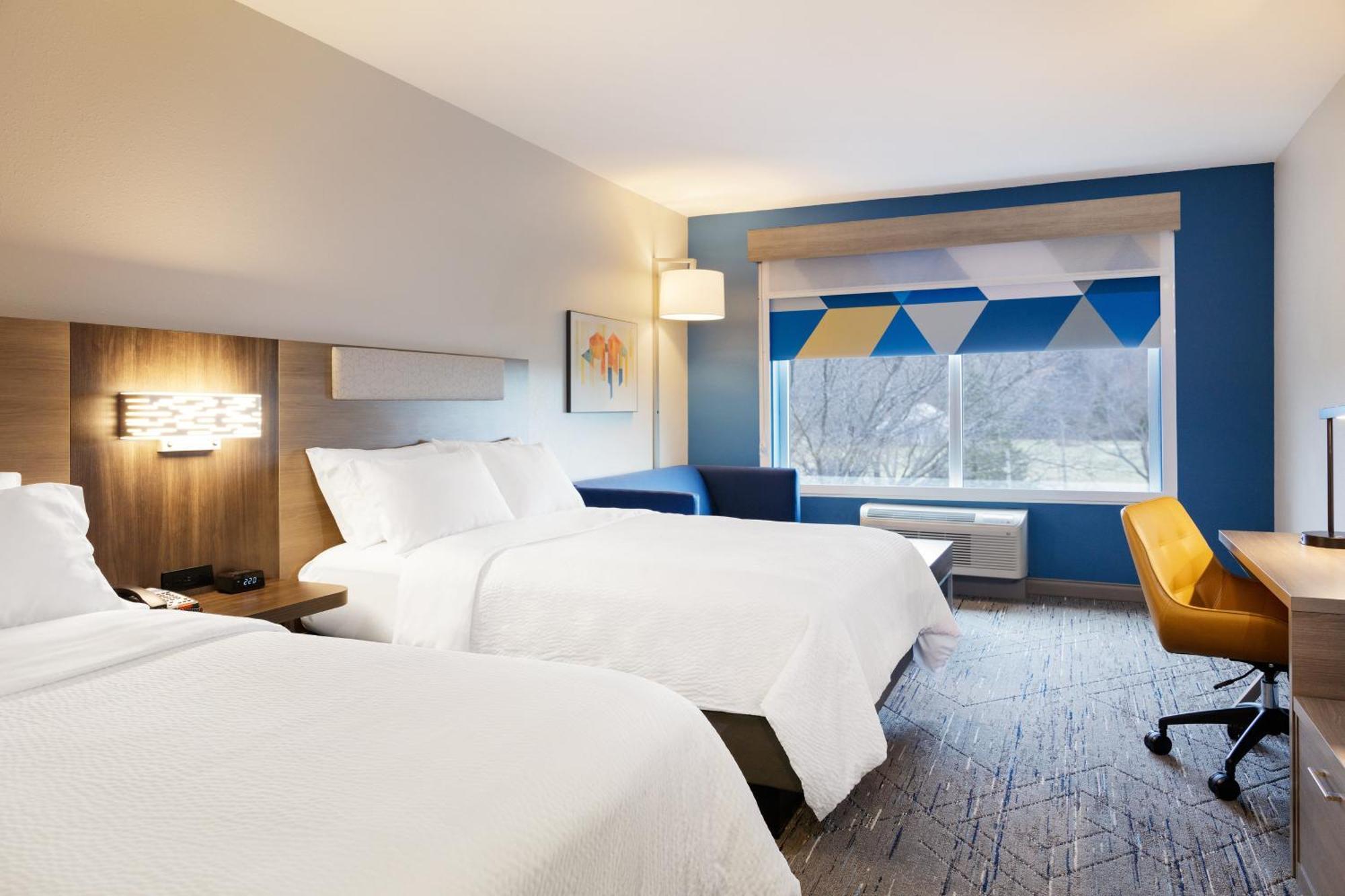 Suite Two Queen Beds,1707774403:JPEG