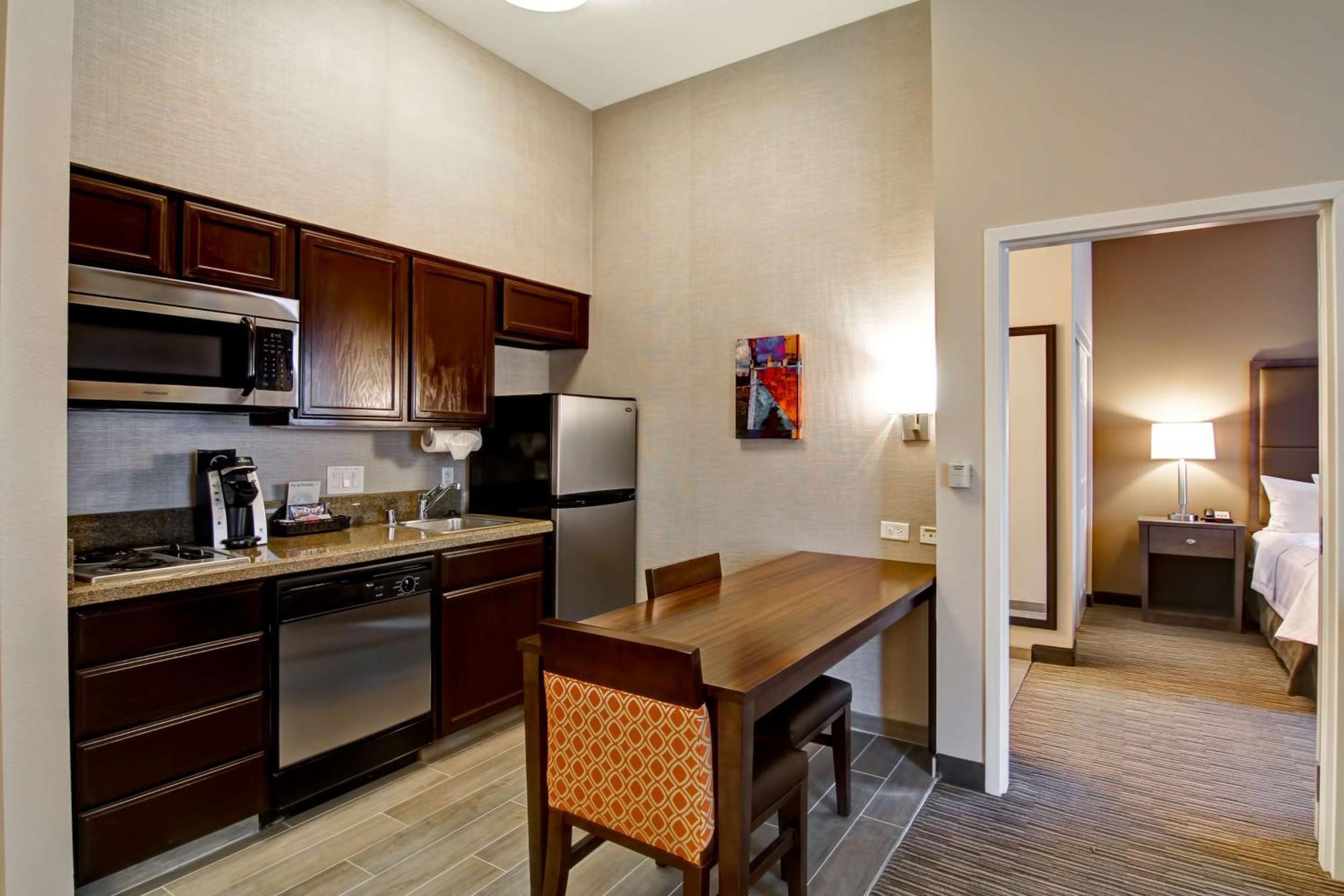 One-Bedroom King Suite Non-Smoking