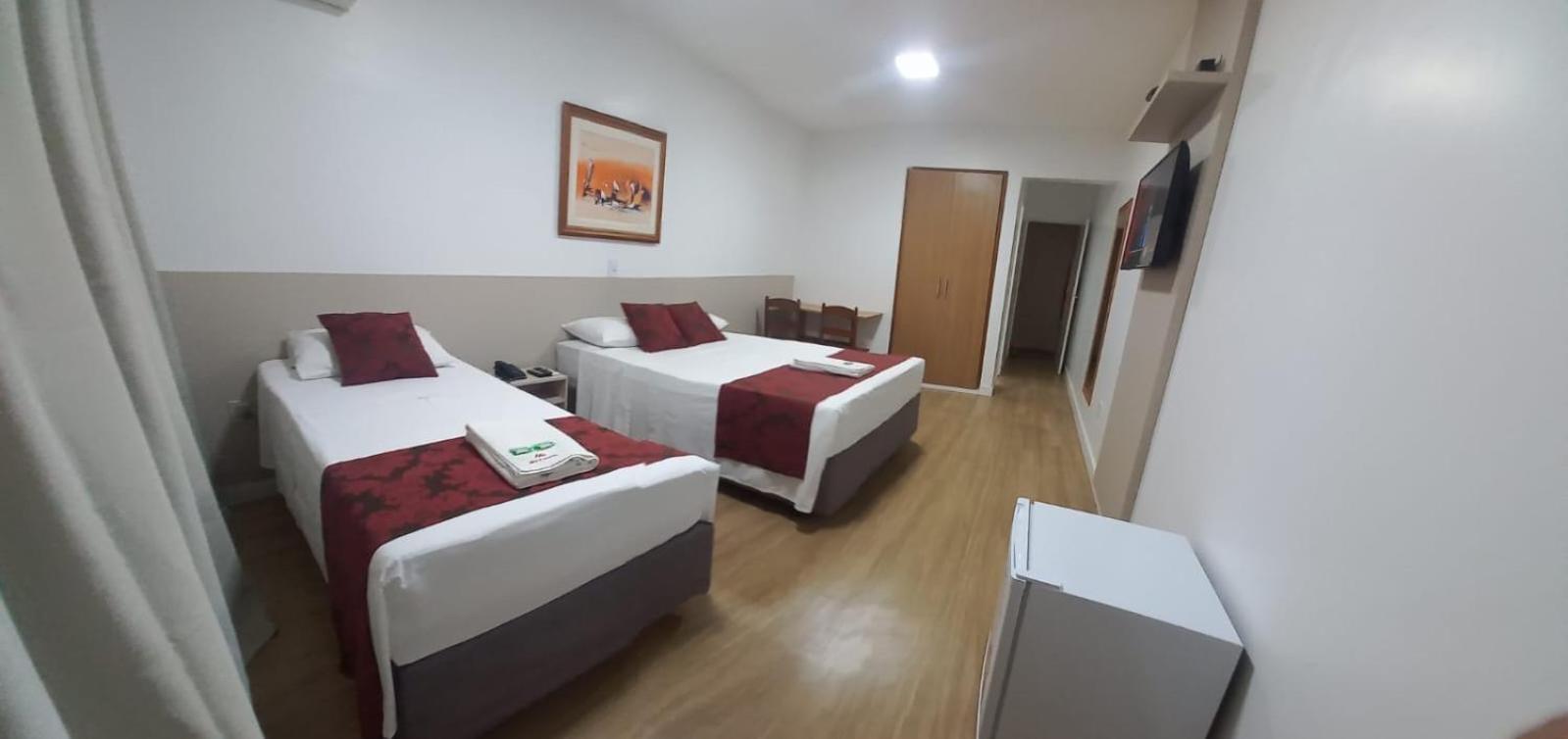 Quarto Duplo