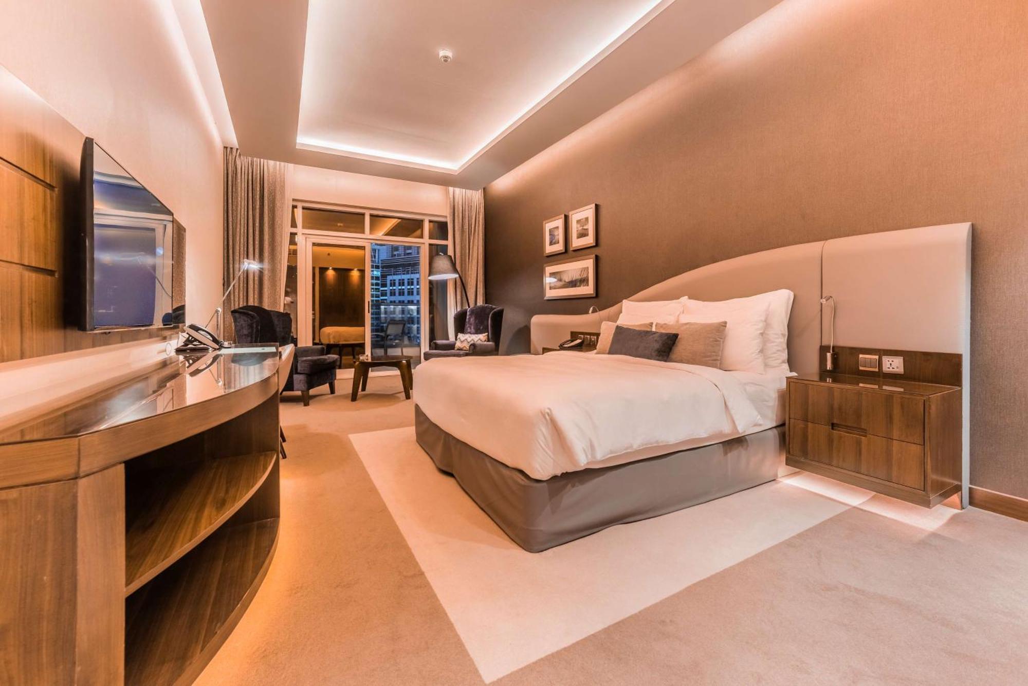 Executive Room Lounge Access