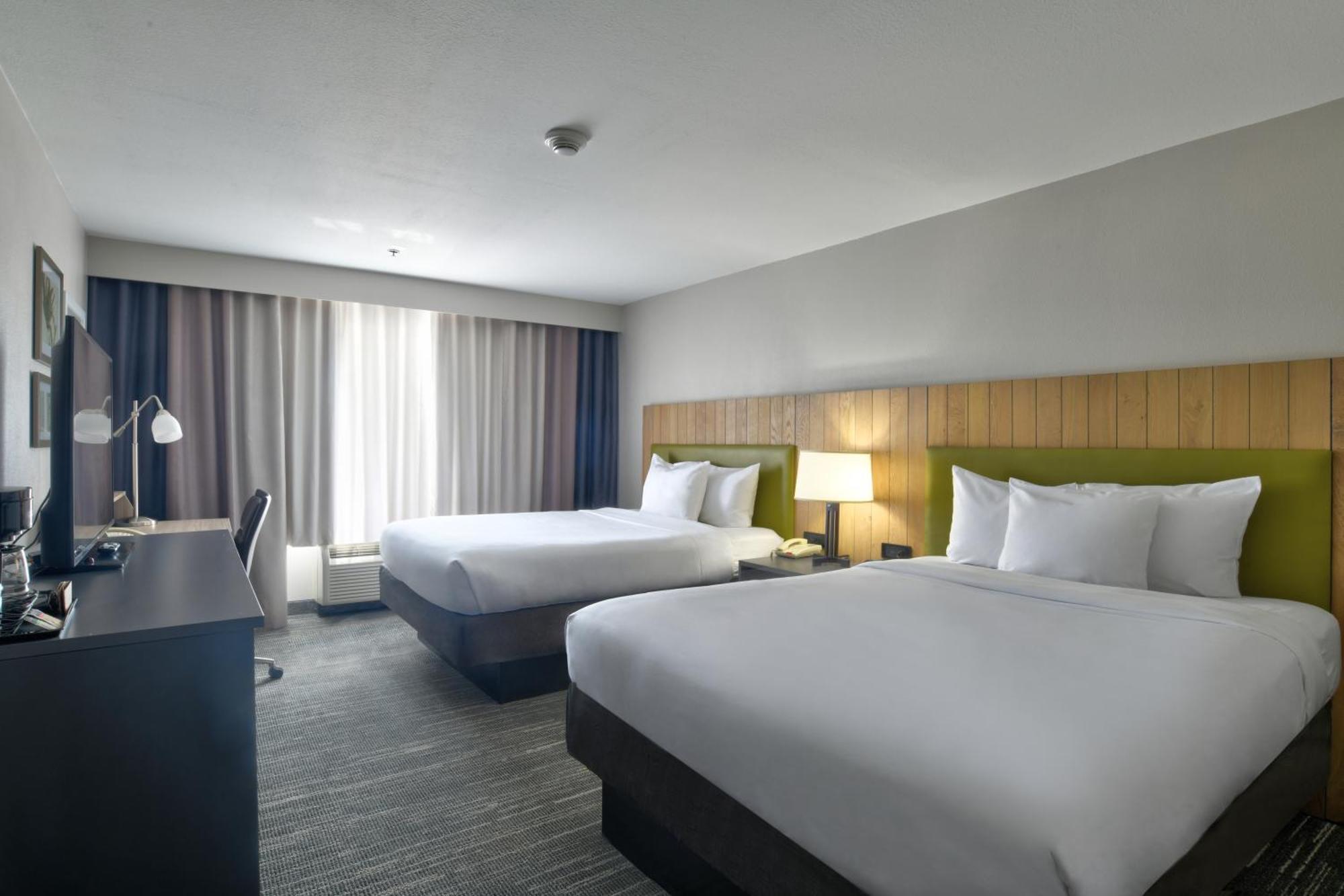 Queen Room Two Queen Beds Disability Access