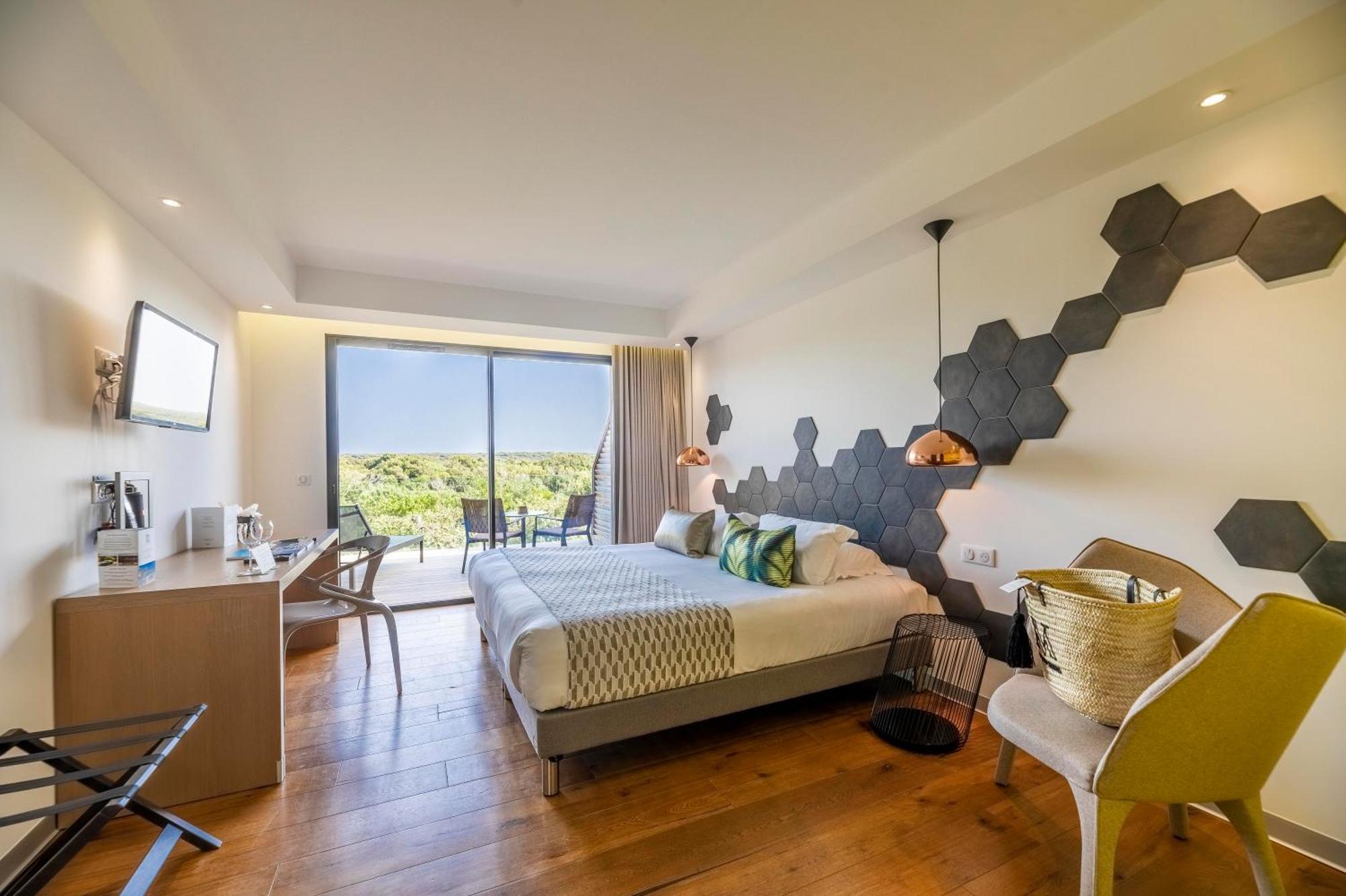 Superior Double Room Garden View