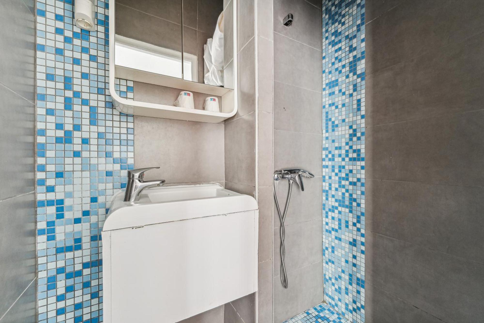 Double Room Private Bathroom