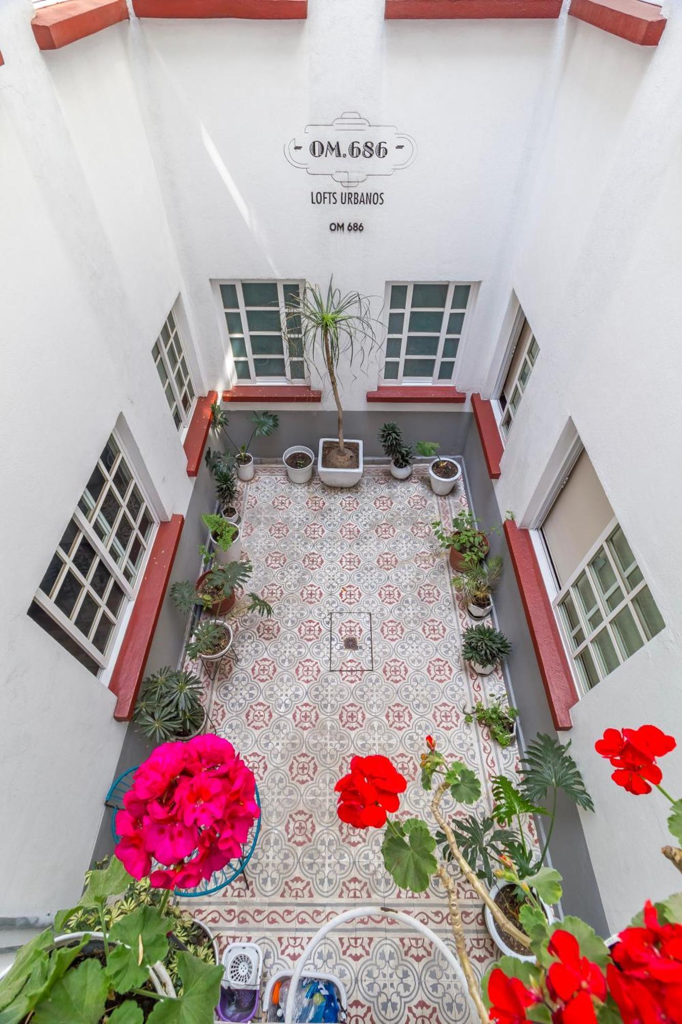 Apartment Terrace,943903915:JPEG