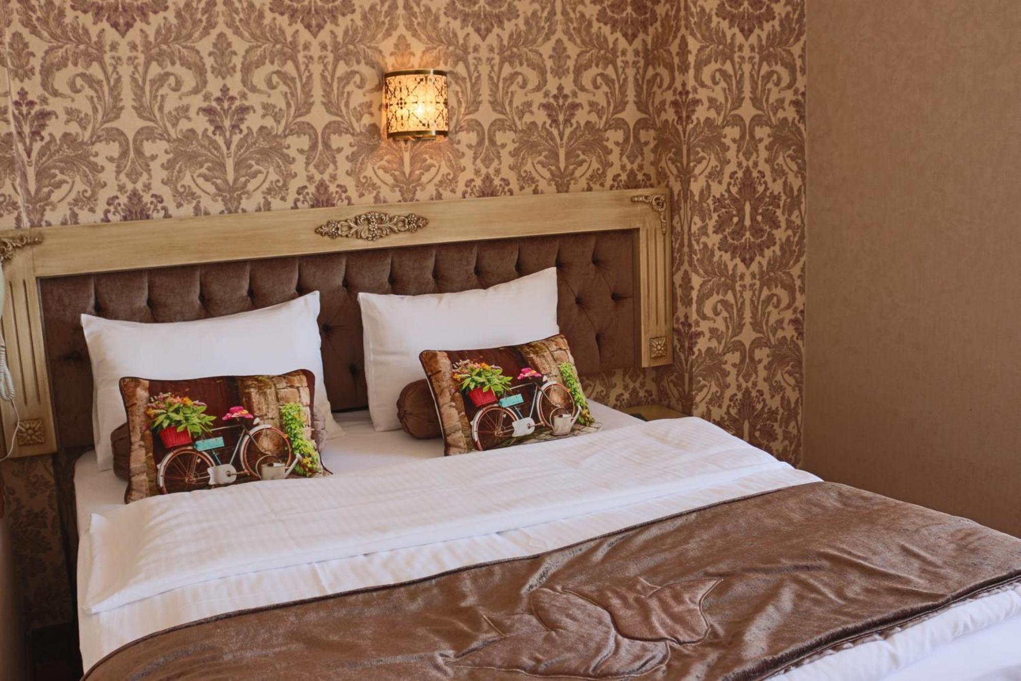 Double or Twin Room Sea View