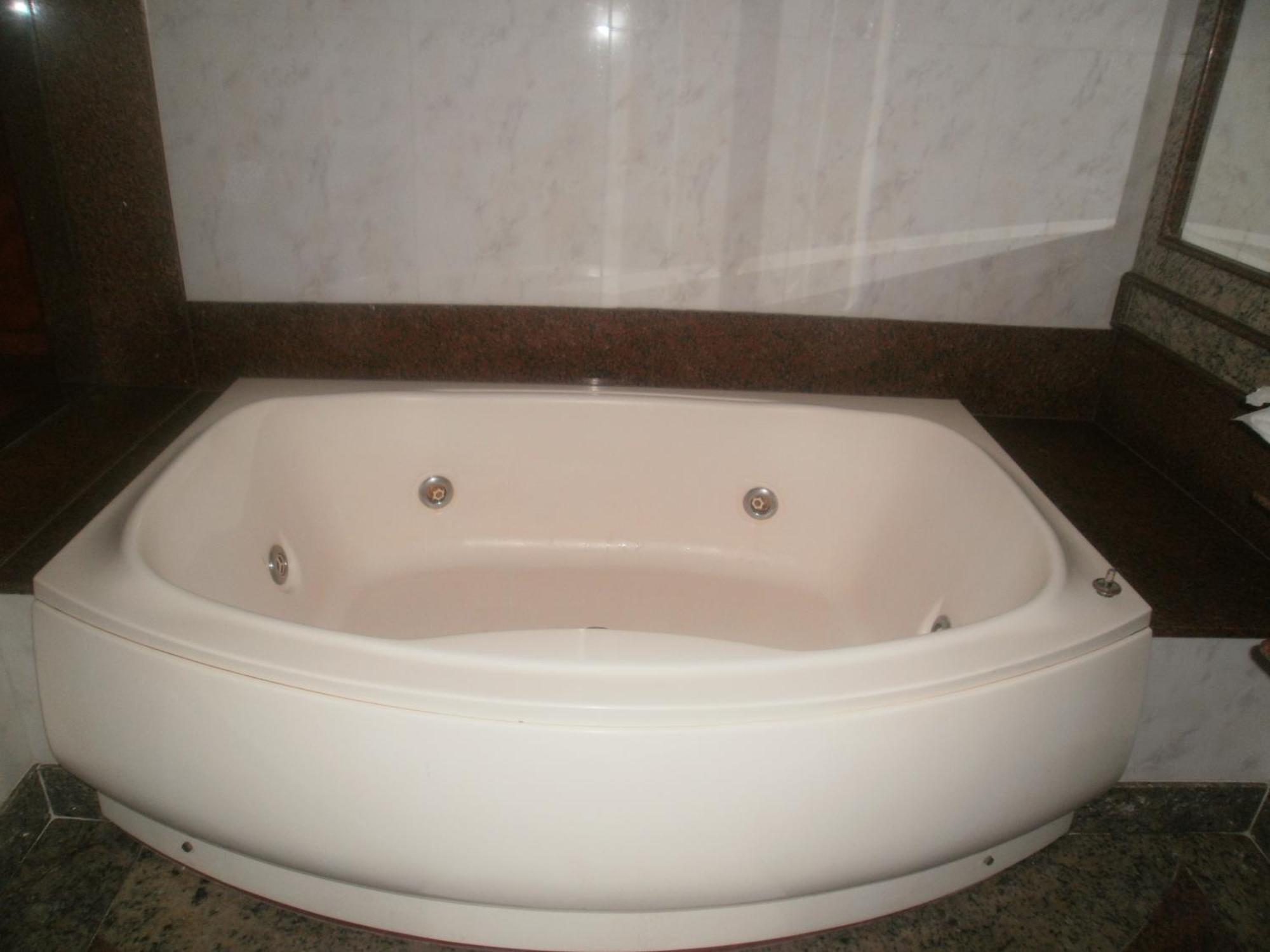 Superior Double Room Hot Tub,239484849:JPEG