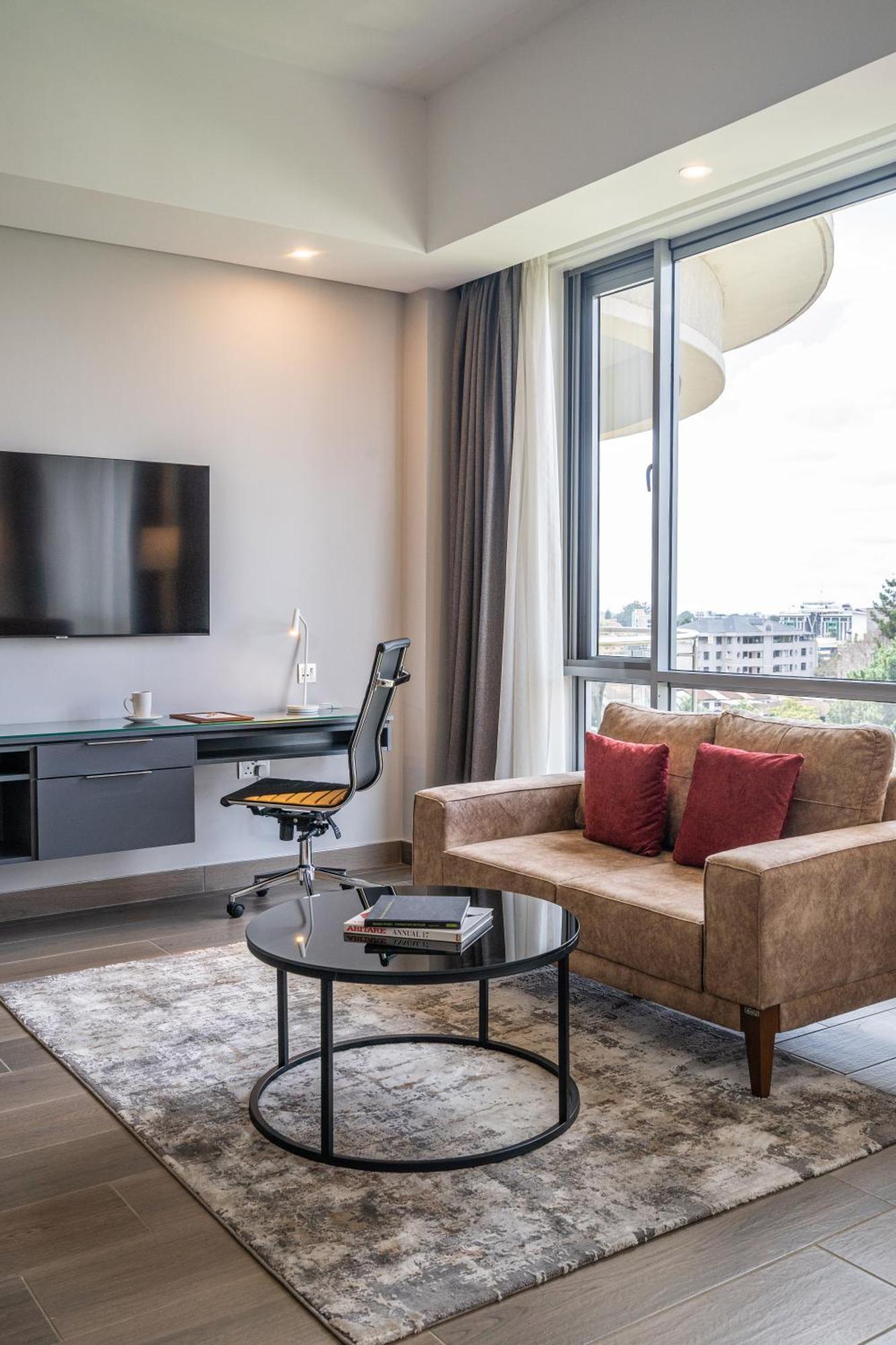 Junior Suite,1557988237:JPEG