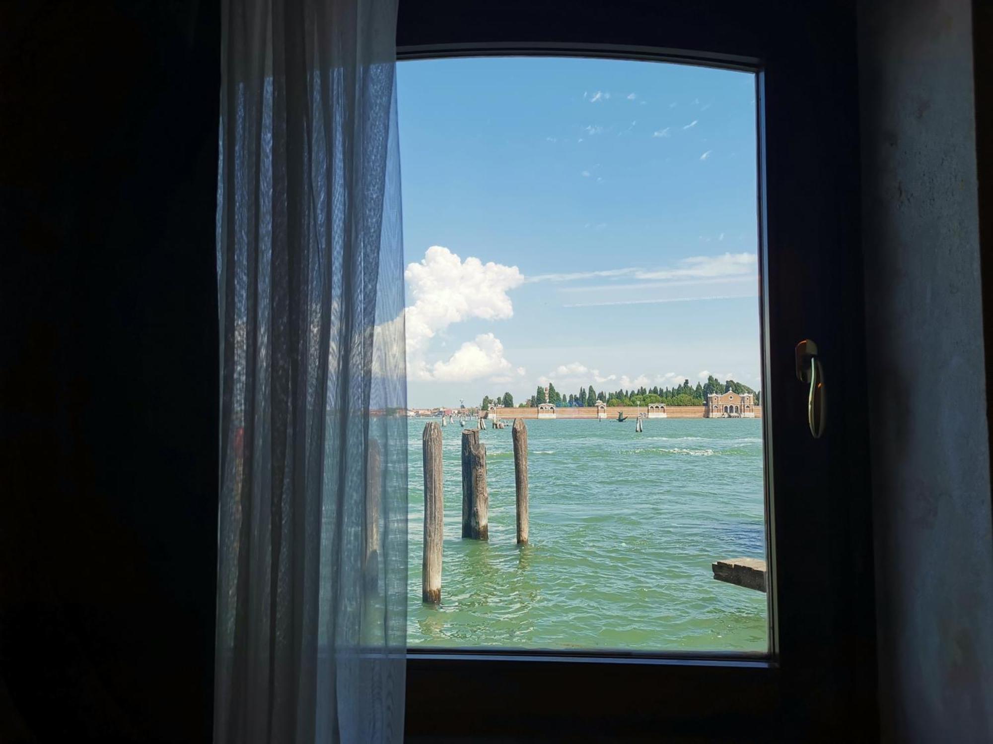 Superior Double Room Lagoon View