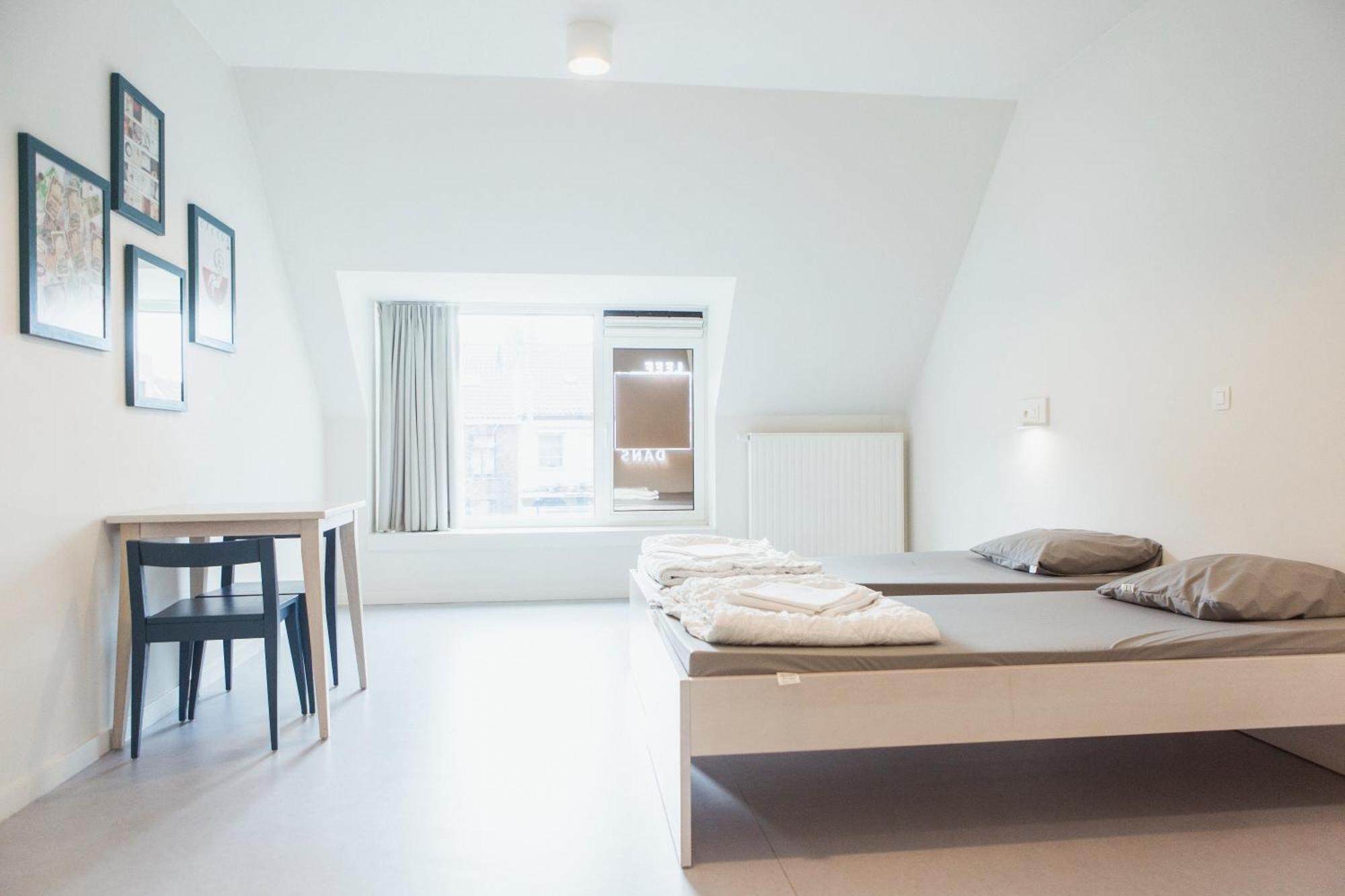 Twin Private Room