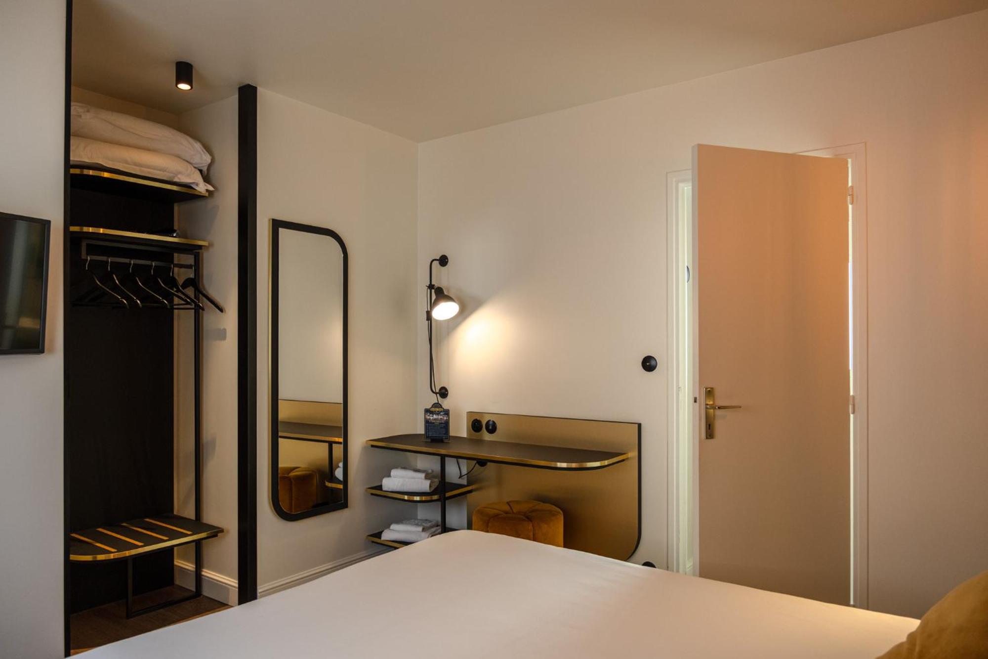 Classic Double Room City Side