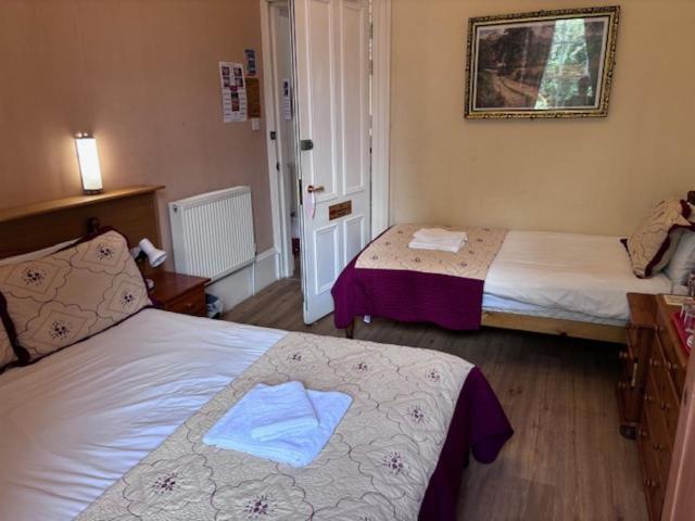Classic Twin Room