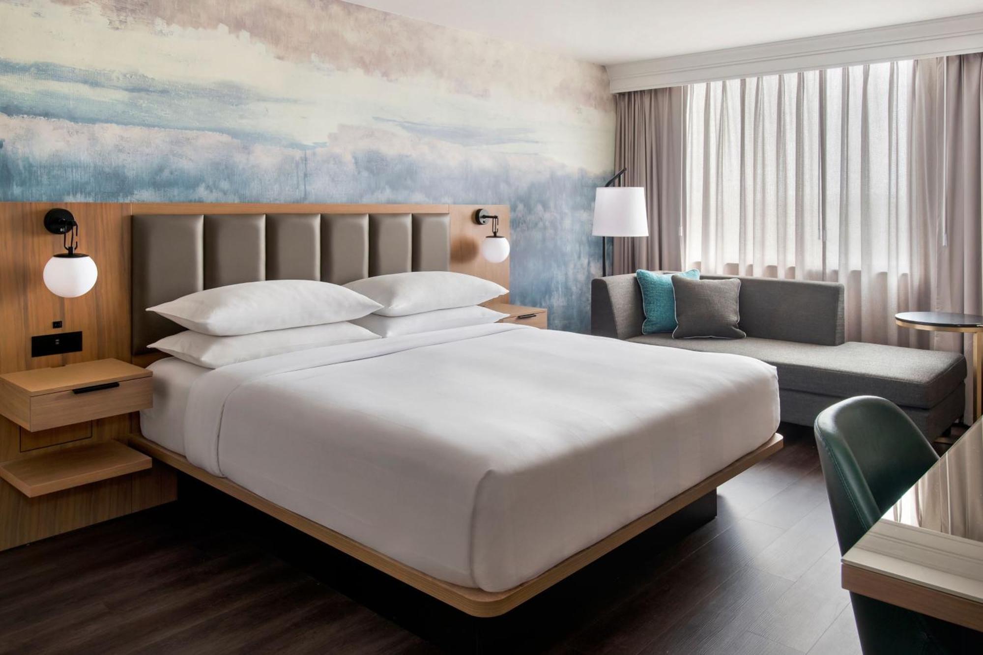 Concierge Level Guest King Room,1705619338:JPEG