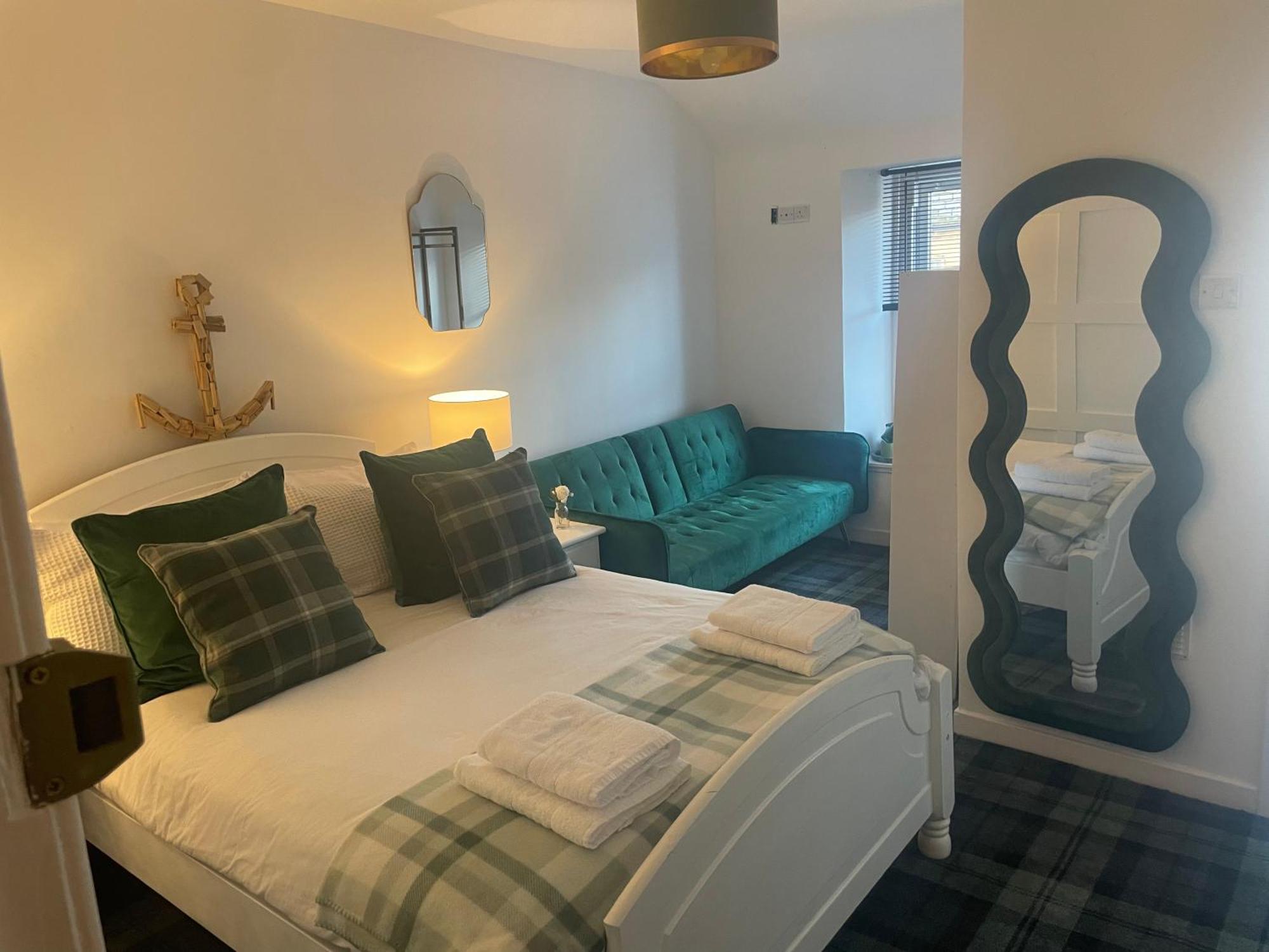 Queen Suite