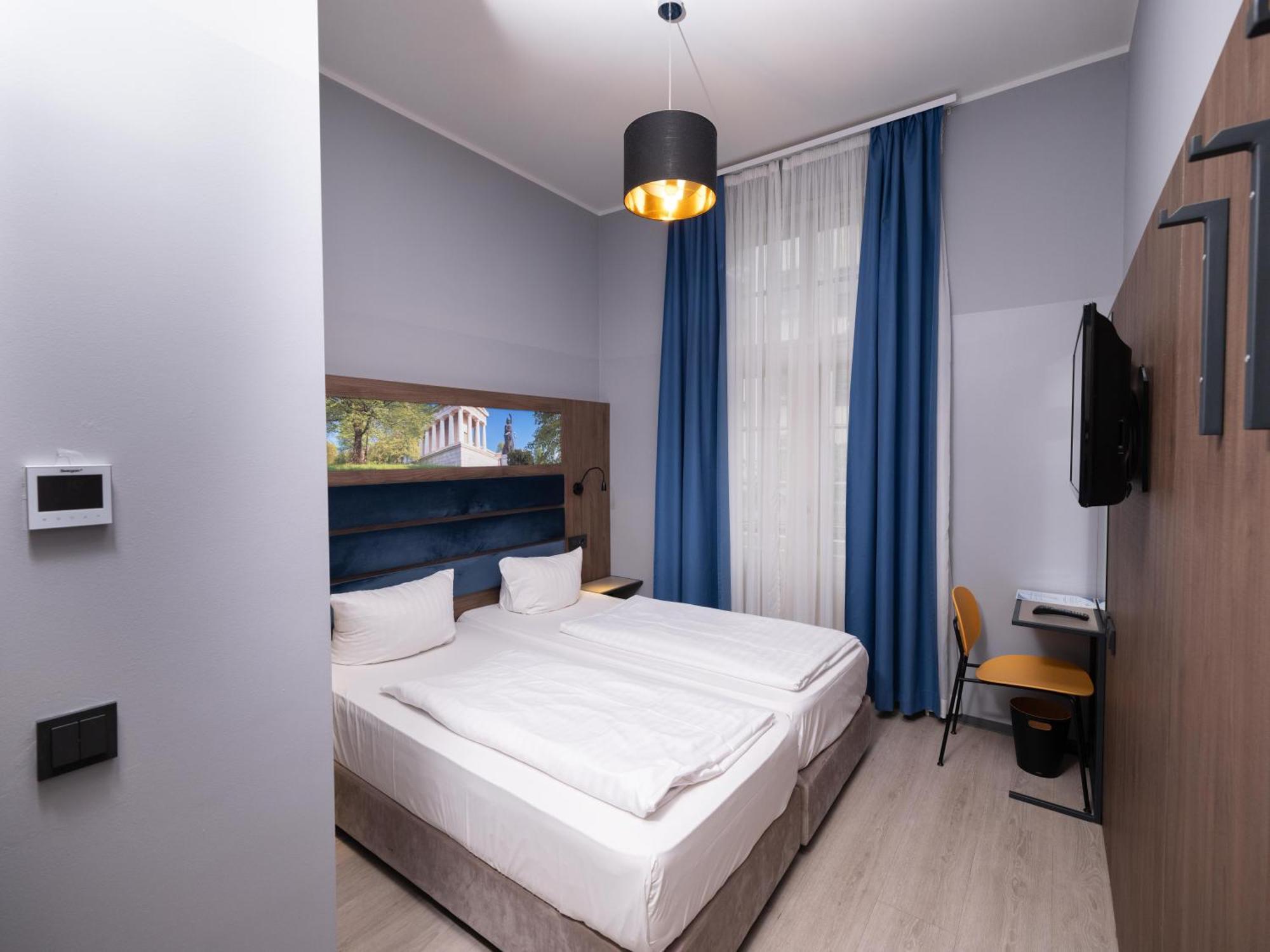 Double Room,1629889766:JPEG