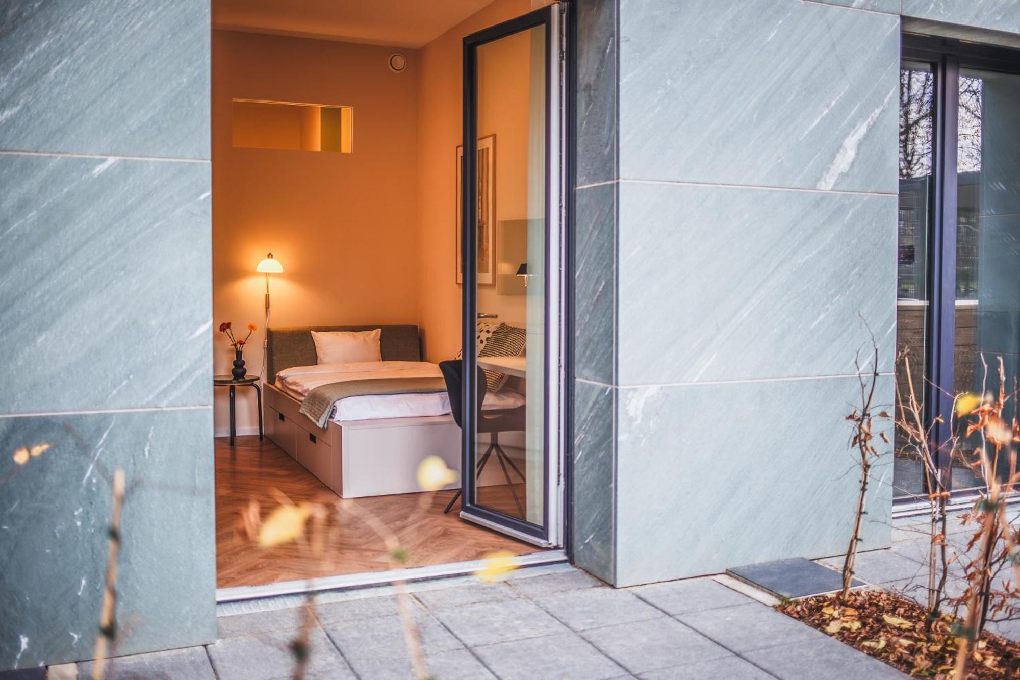 Studio Apartment Terasse