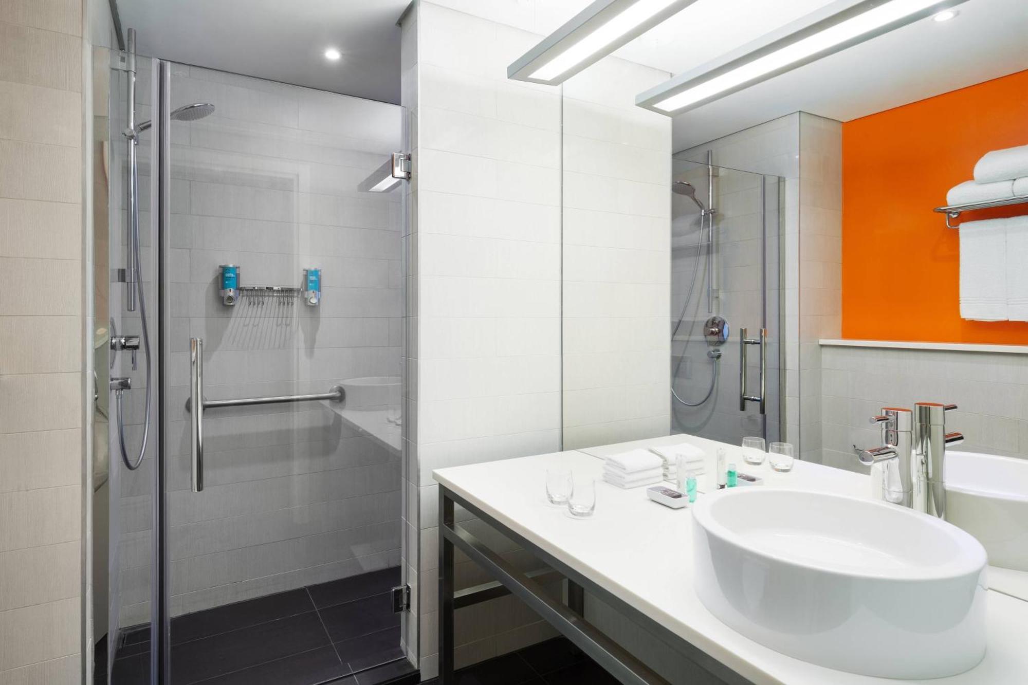 Aloft Room, Guest room, 2 Double