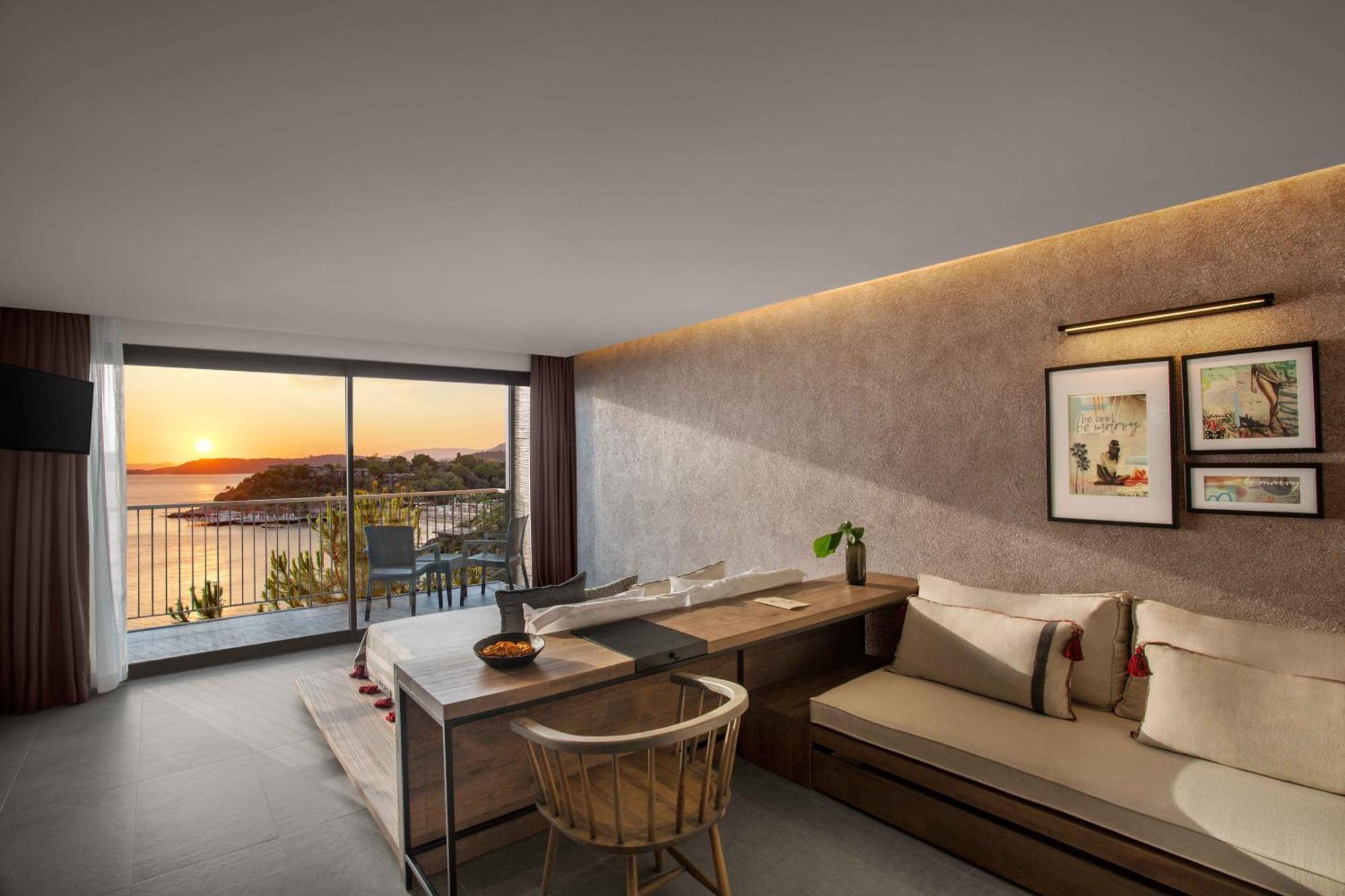 Superior Triple Room Sea View
