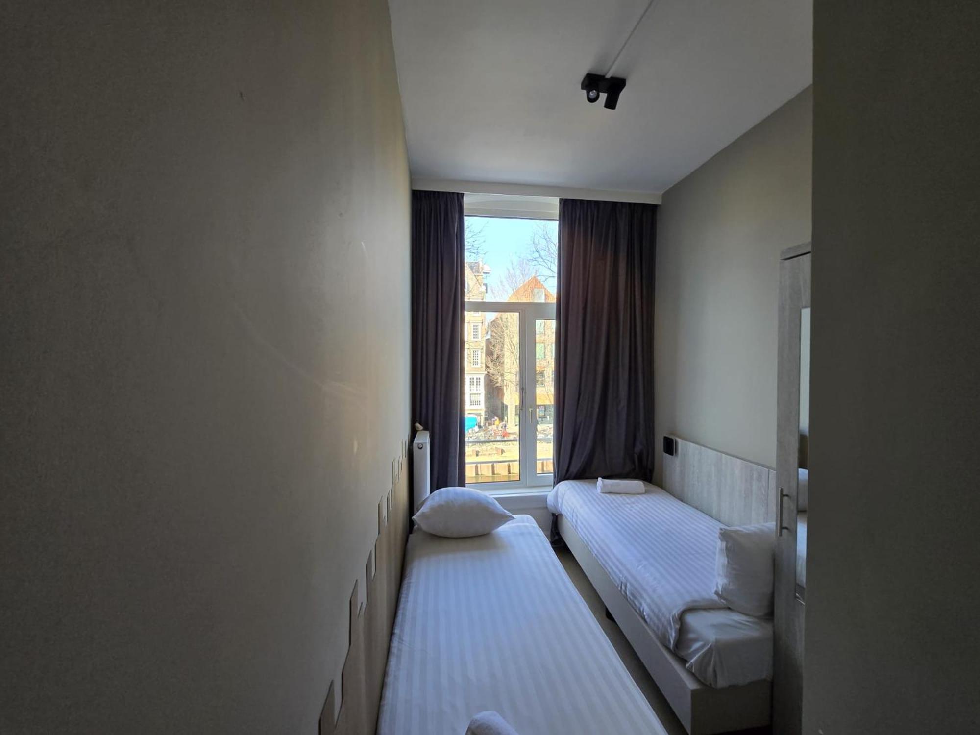 Twin Canal View Private Bathroom