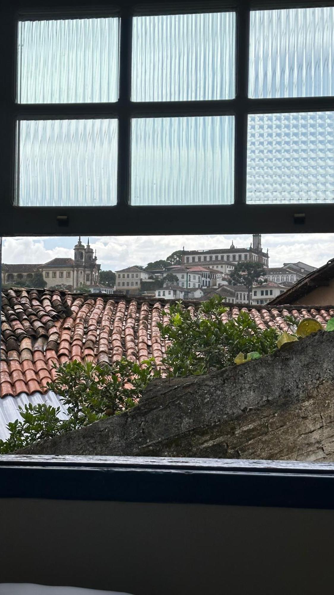 Quarto Individual Econômico