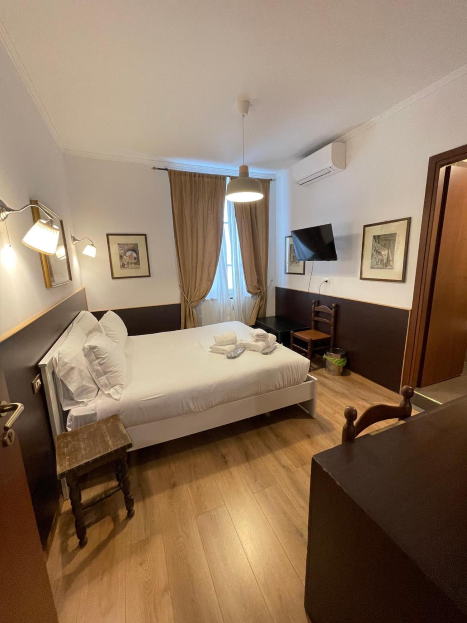 Double Room with Private Bathroom,1656234919:JPEG