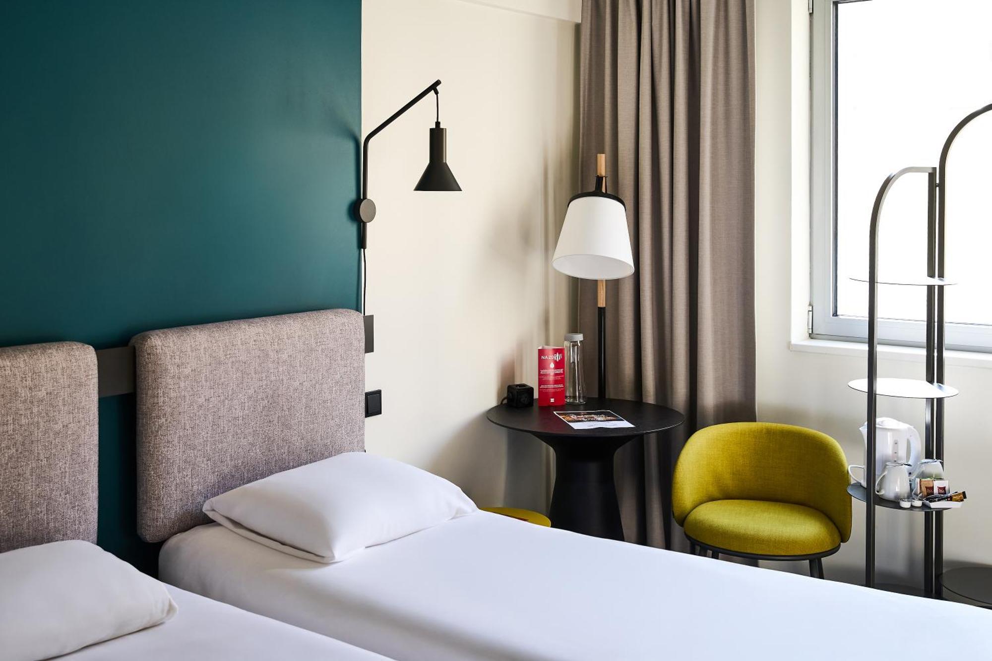 Superior Room with One Double Bed and One Single Bed
