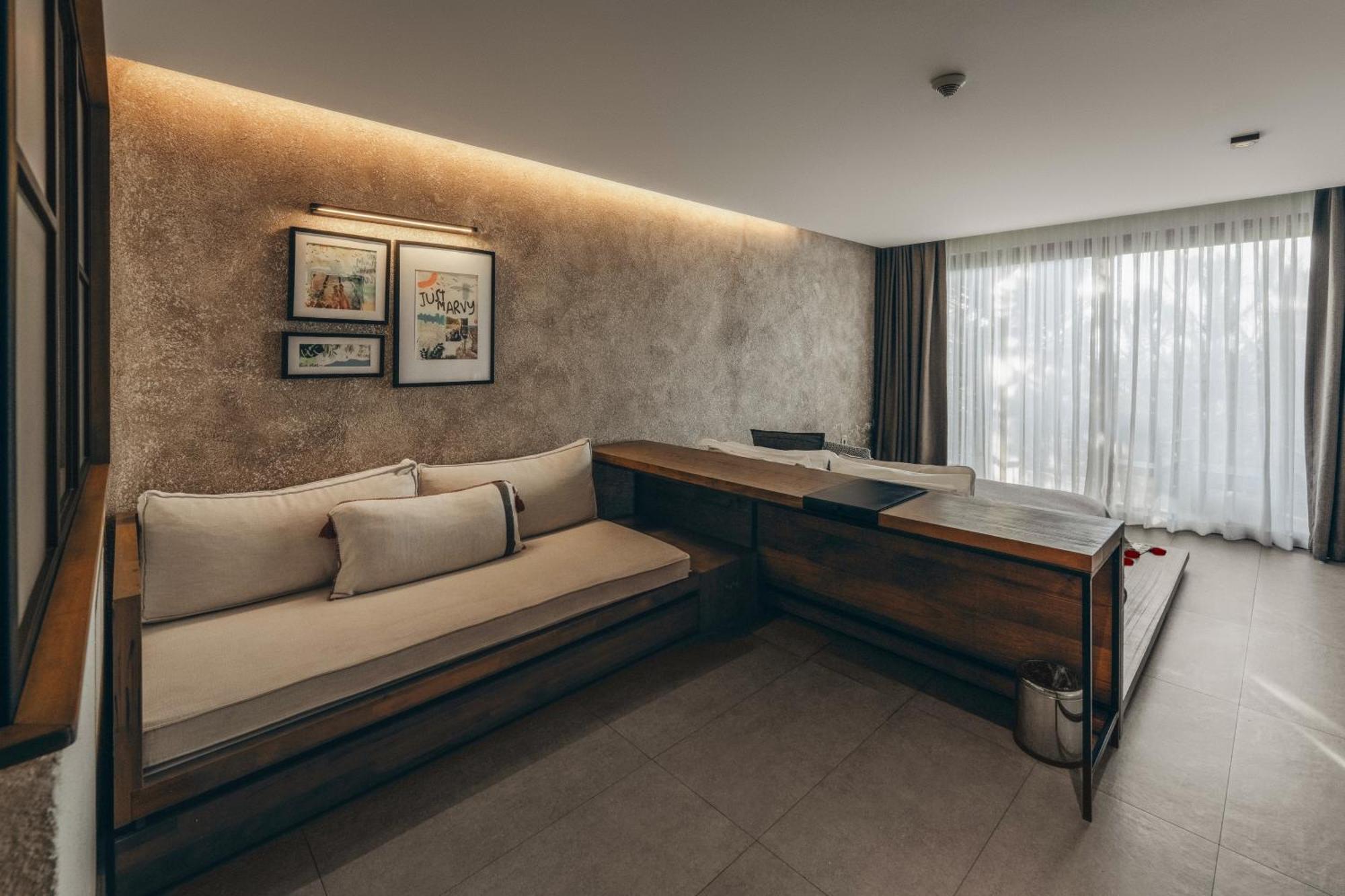 Superior Triple Room Sea View