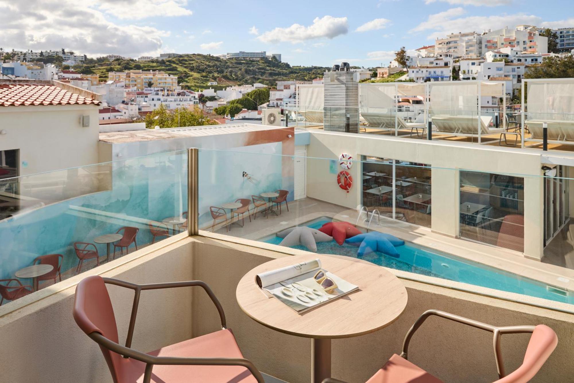 Standard King Room Balcony