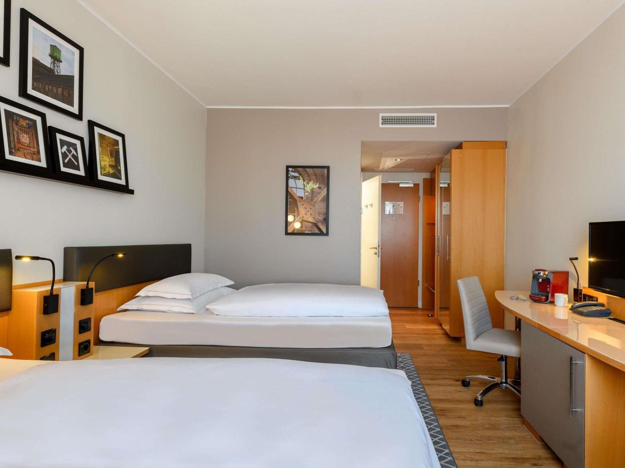 Superior Twin Room,1704827311:JPEG