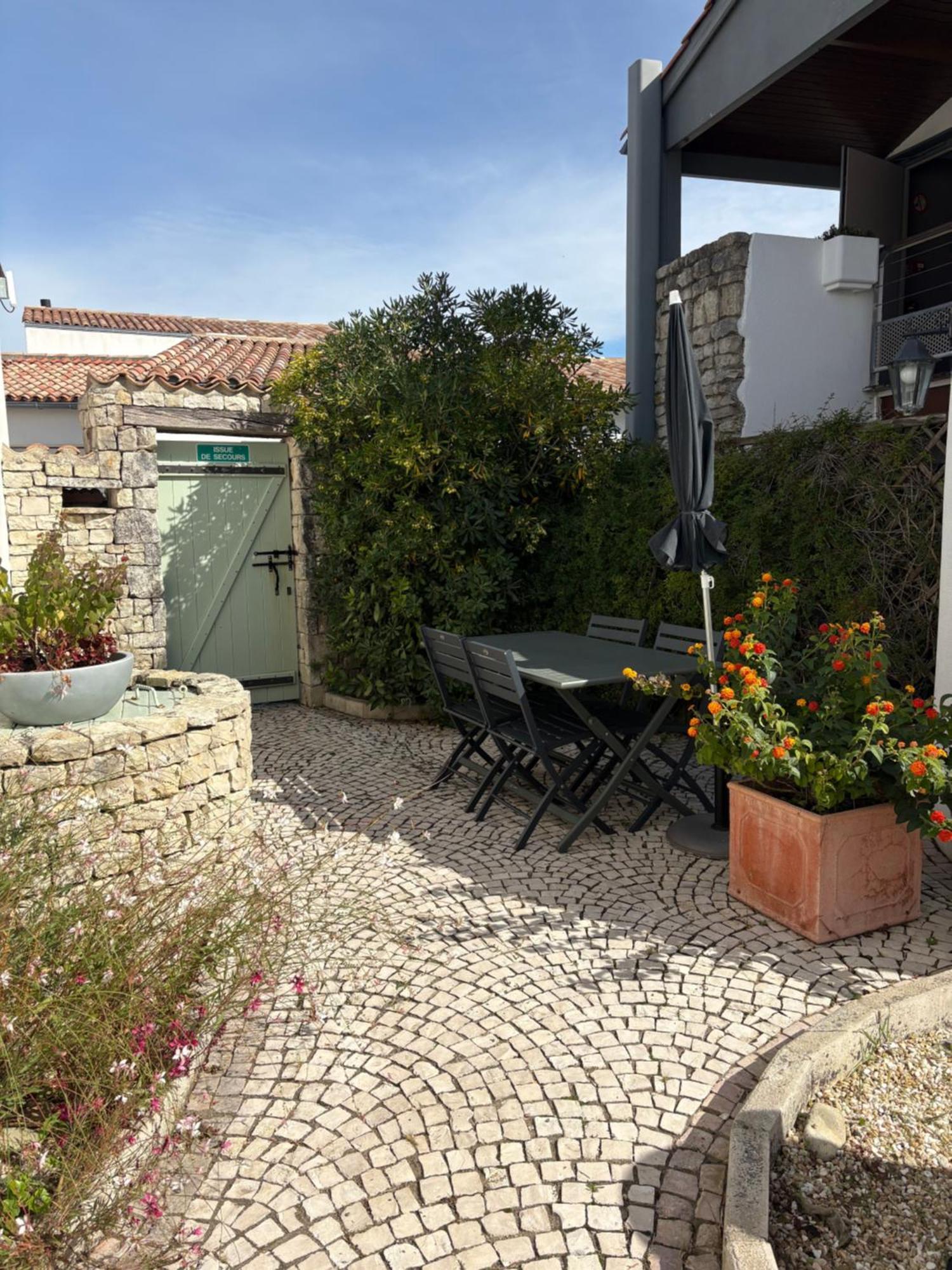 Studio Terrace