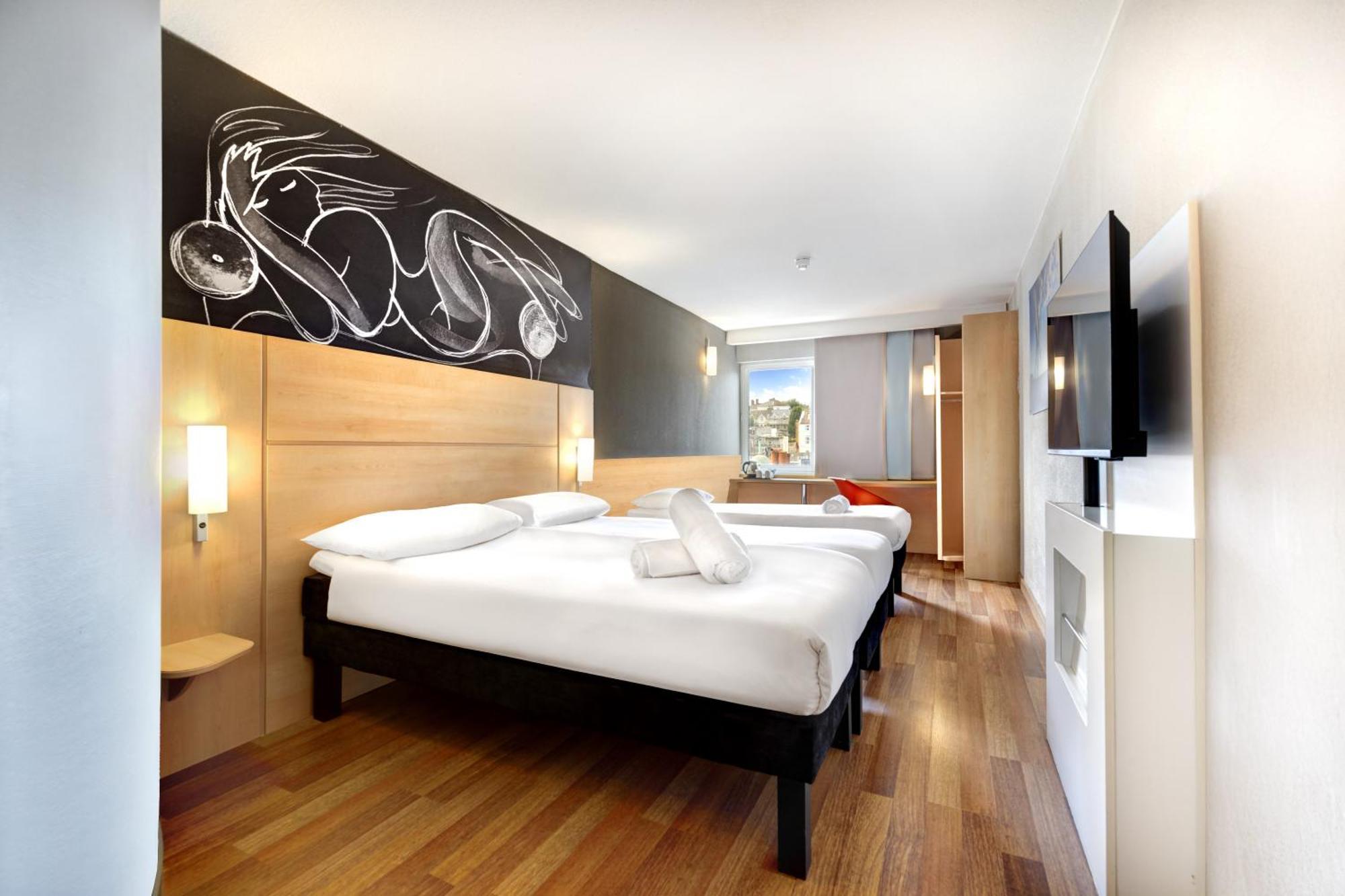 Standaard Kamer met 3 eenpersoonsbedden