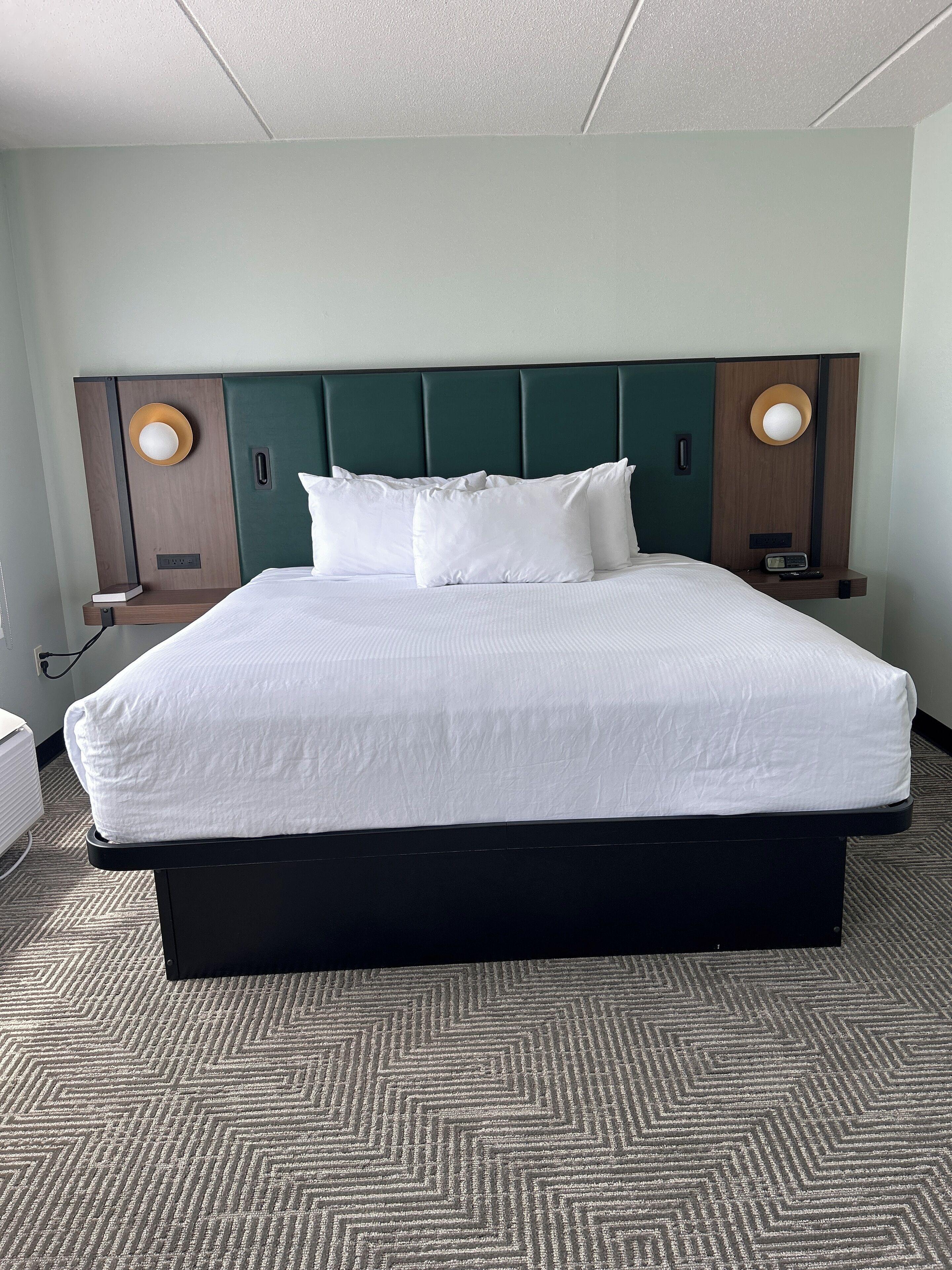 King Room One King Bed Mobility Accessible No Pets or Non-Smoking