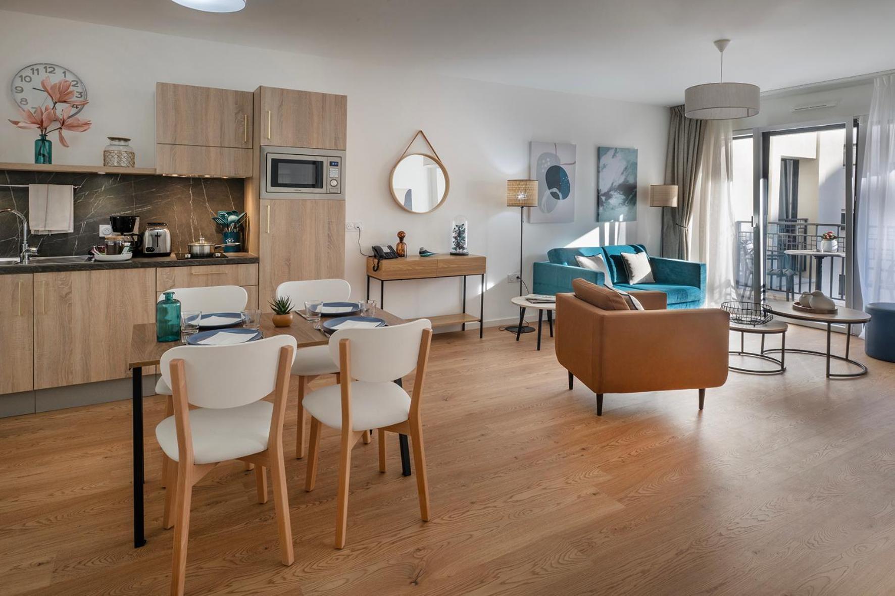 One-Bedroom Apartment
