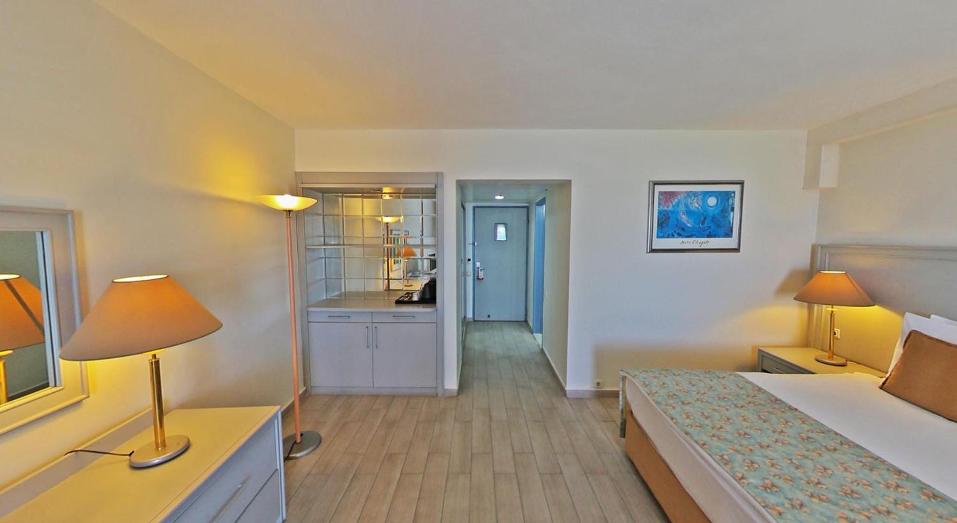 Standard Double or Twin Room Garden View Ground floor