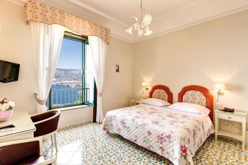 Double or Twin Room with Sea View,1739395673:JPEG