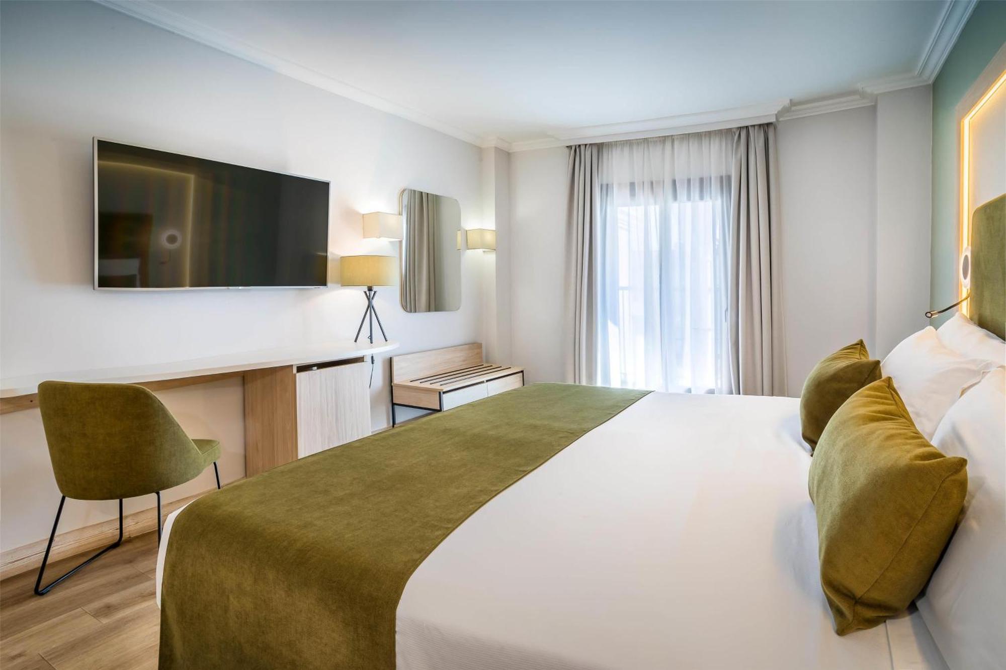 Chambre Double Deluxe avec Balconnet