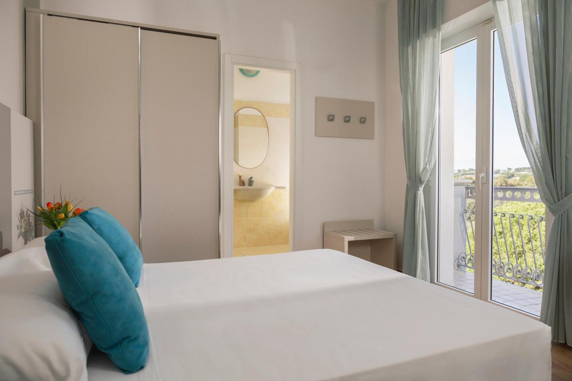 Quadruple Room Balcony,1743361962:JPEG