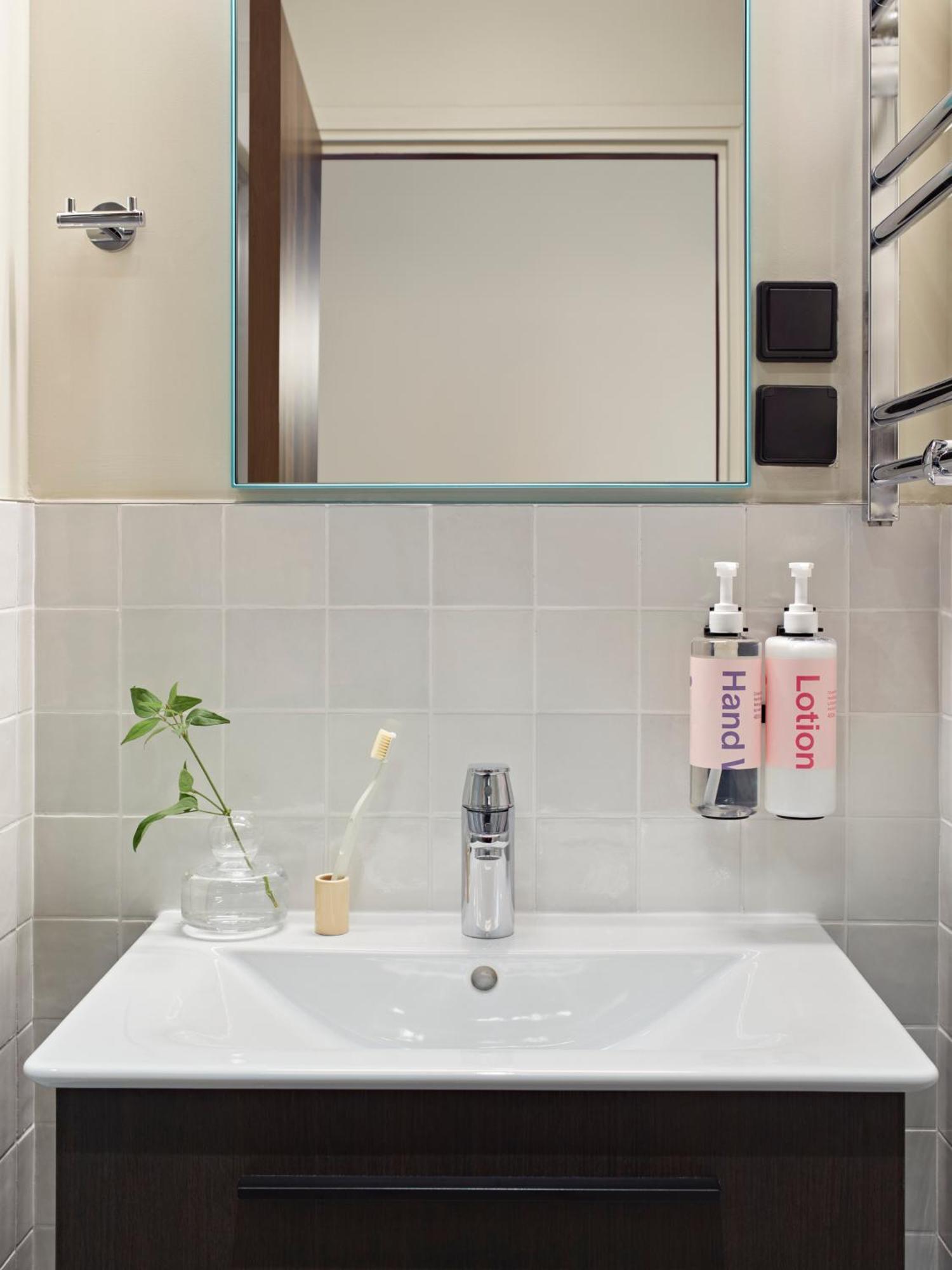 Medium Studio with Kitchenette and Balcony,1745061877:JPEG