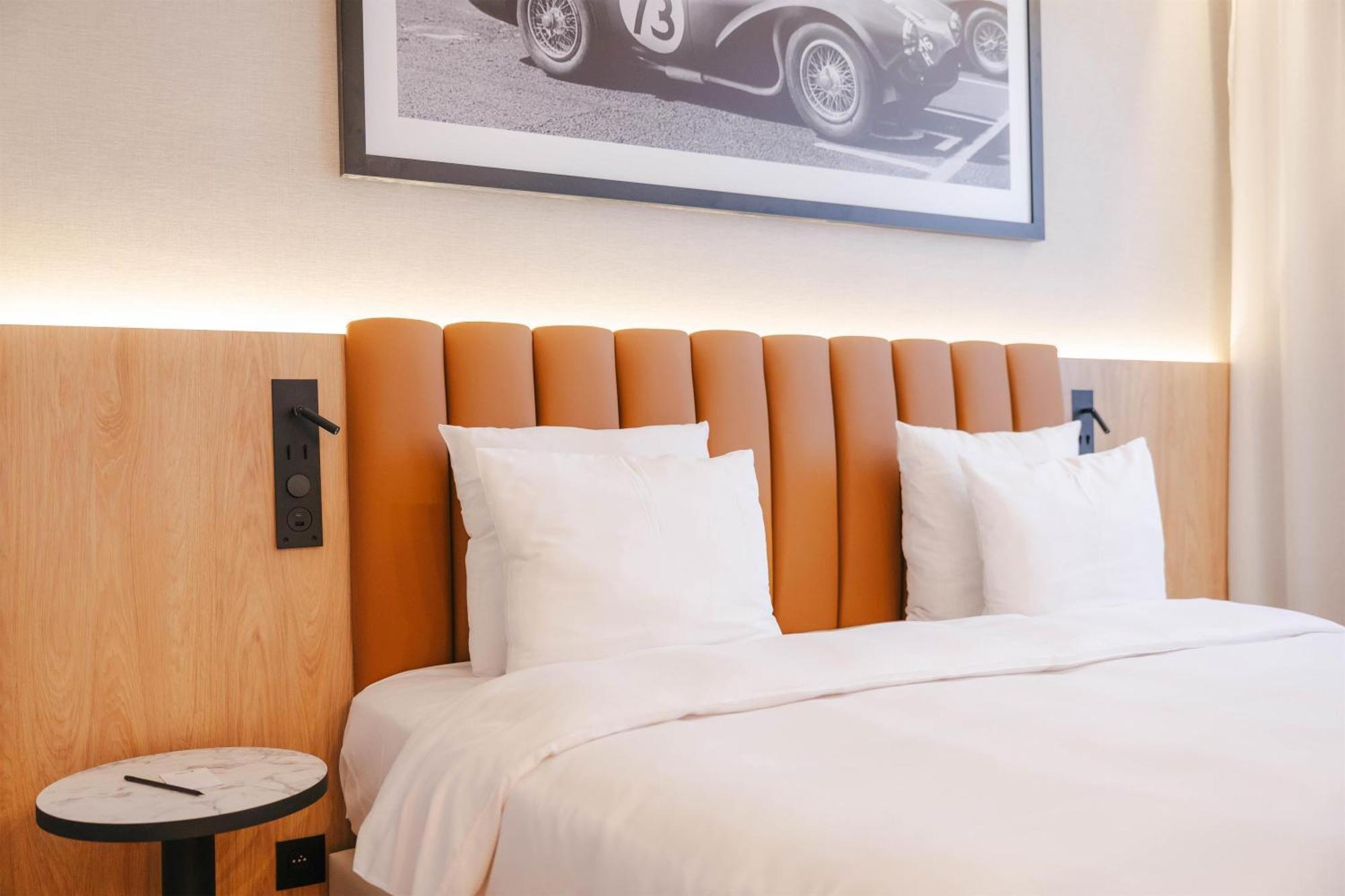 Suite with Balcony (NEW)