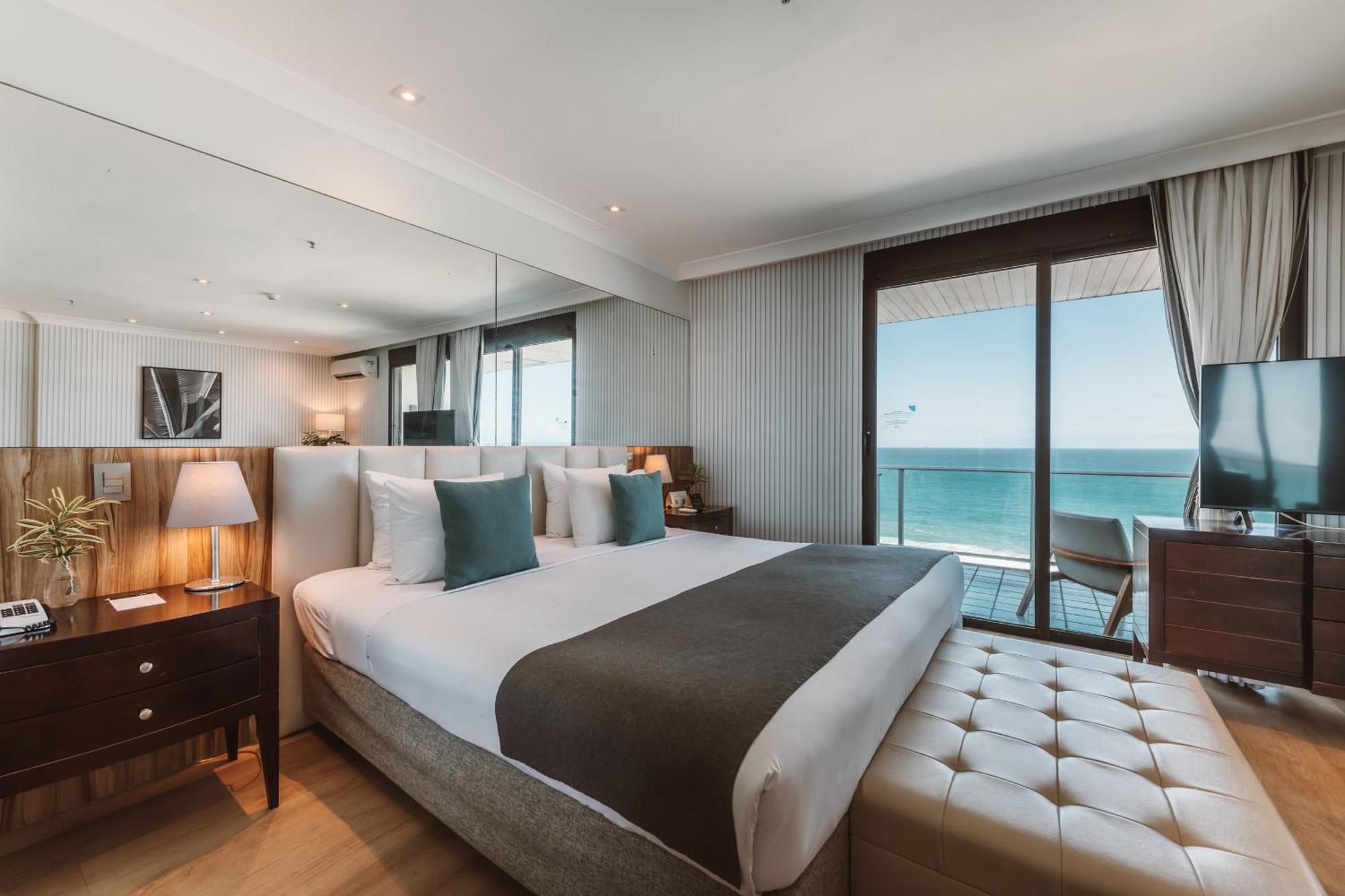 Suite Lit King-Size - Vue sur Mer
