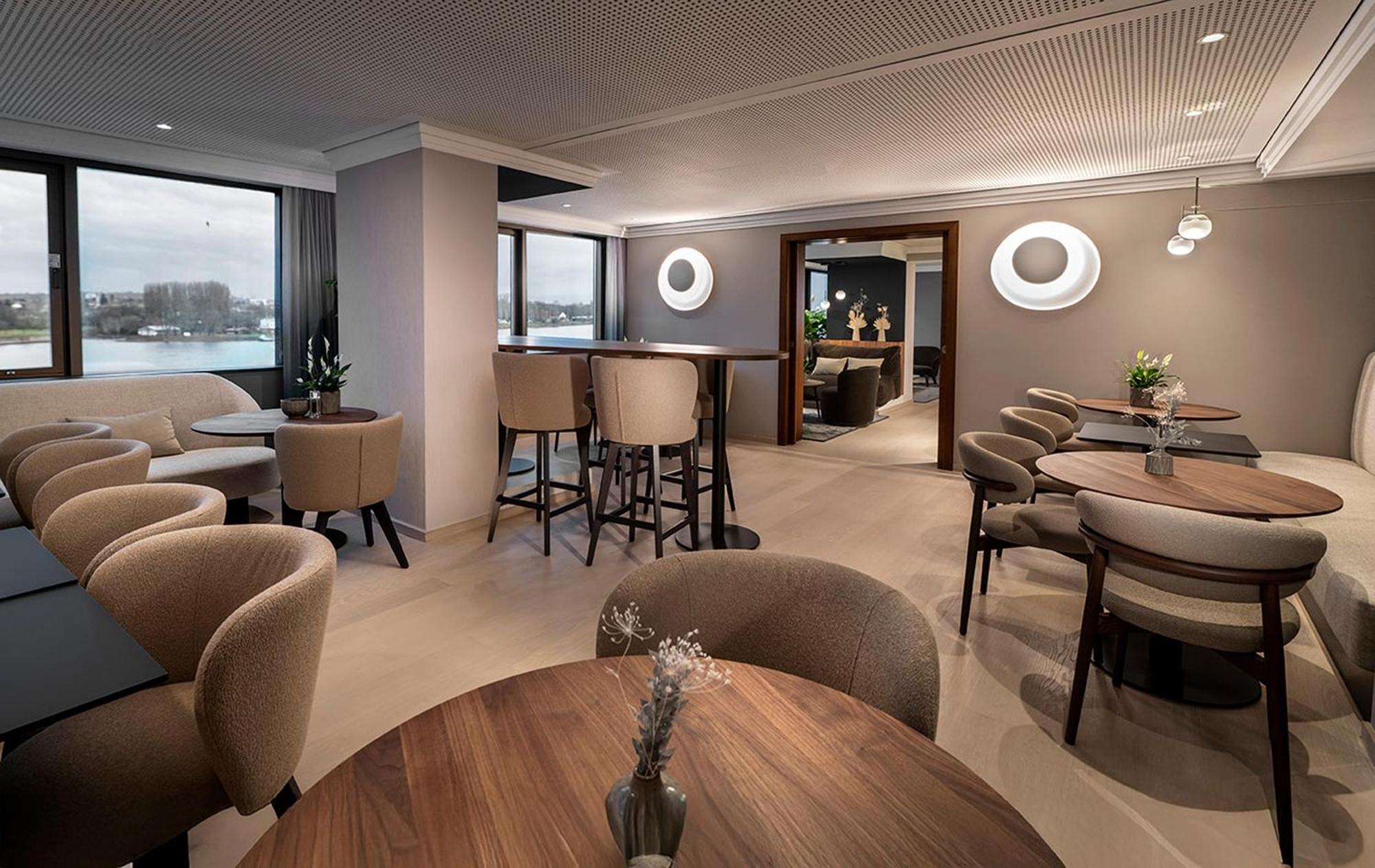 King Junior Suite River View Rhine Wing,1765795798:JPEG