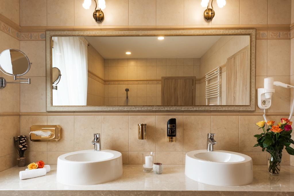 Junior Suite with Terrace,395538534:JPEG