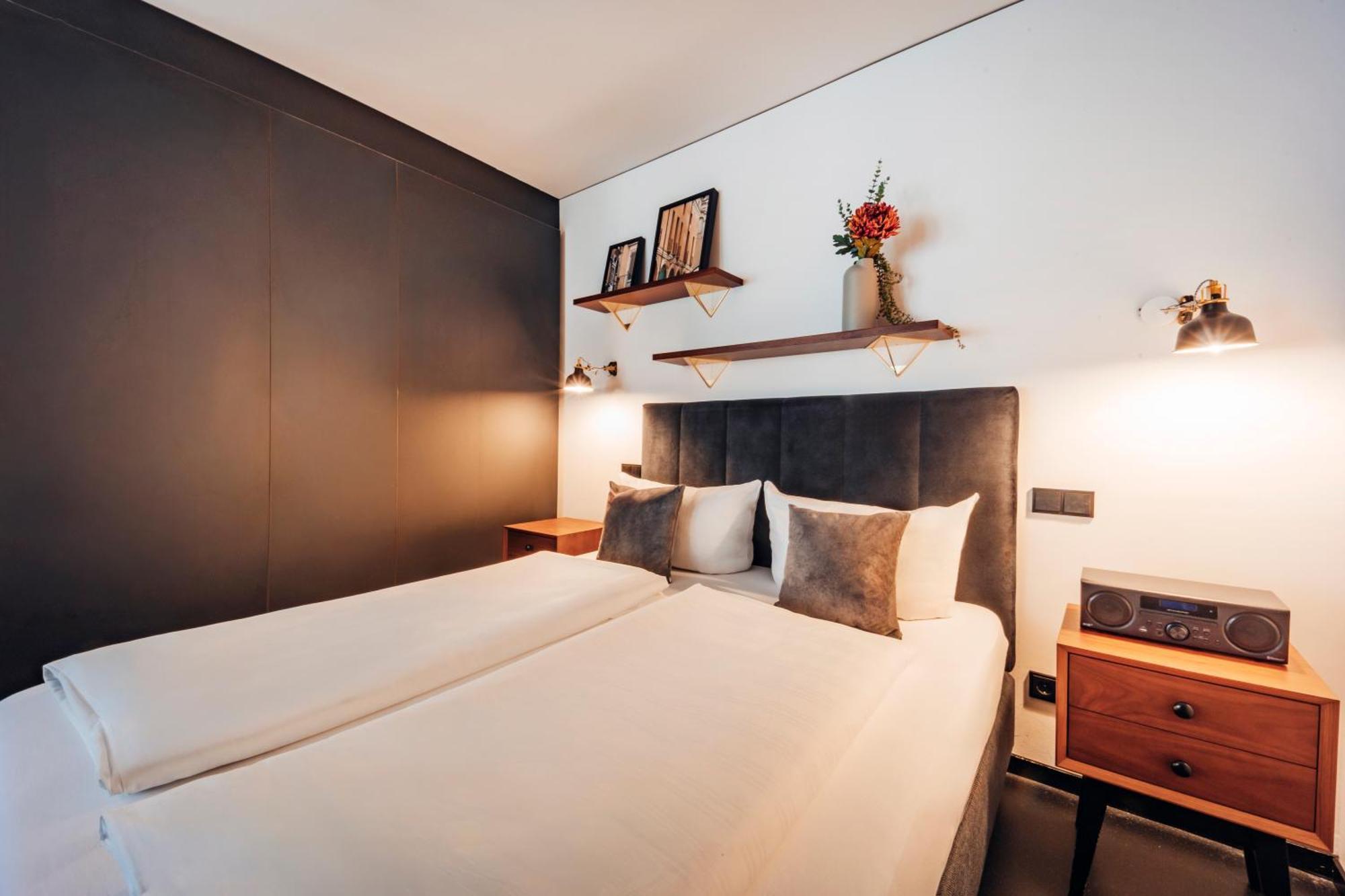 Apartment XL King bed