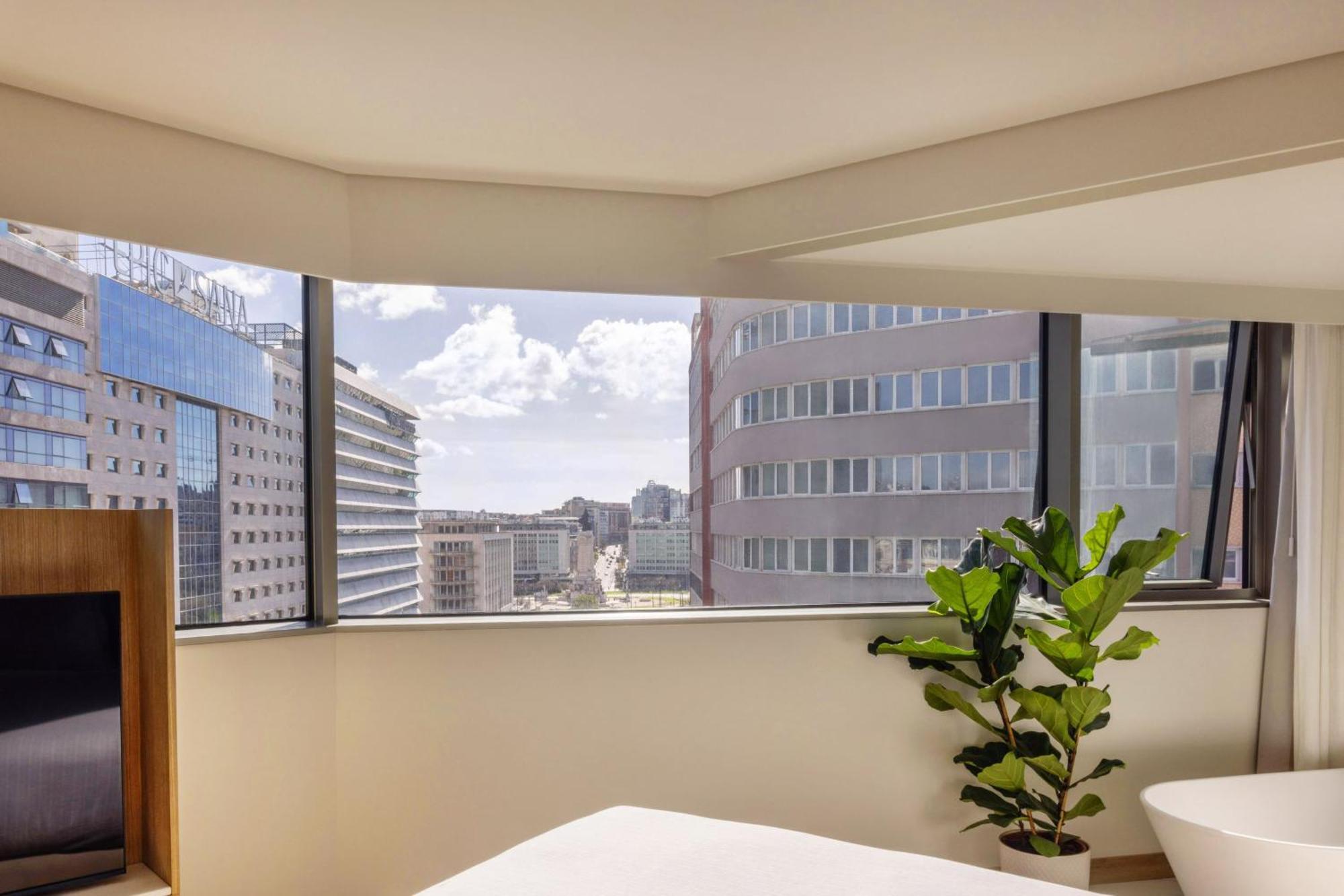 Extra ME Junior Suite Spa Access