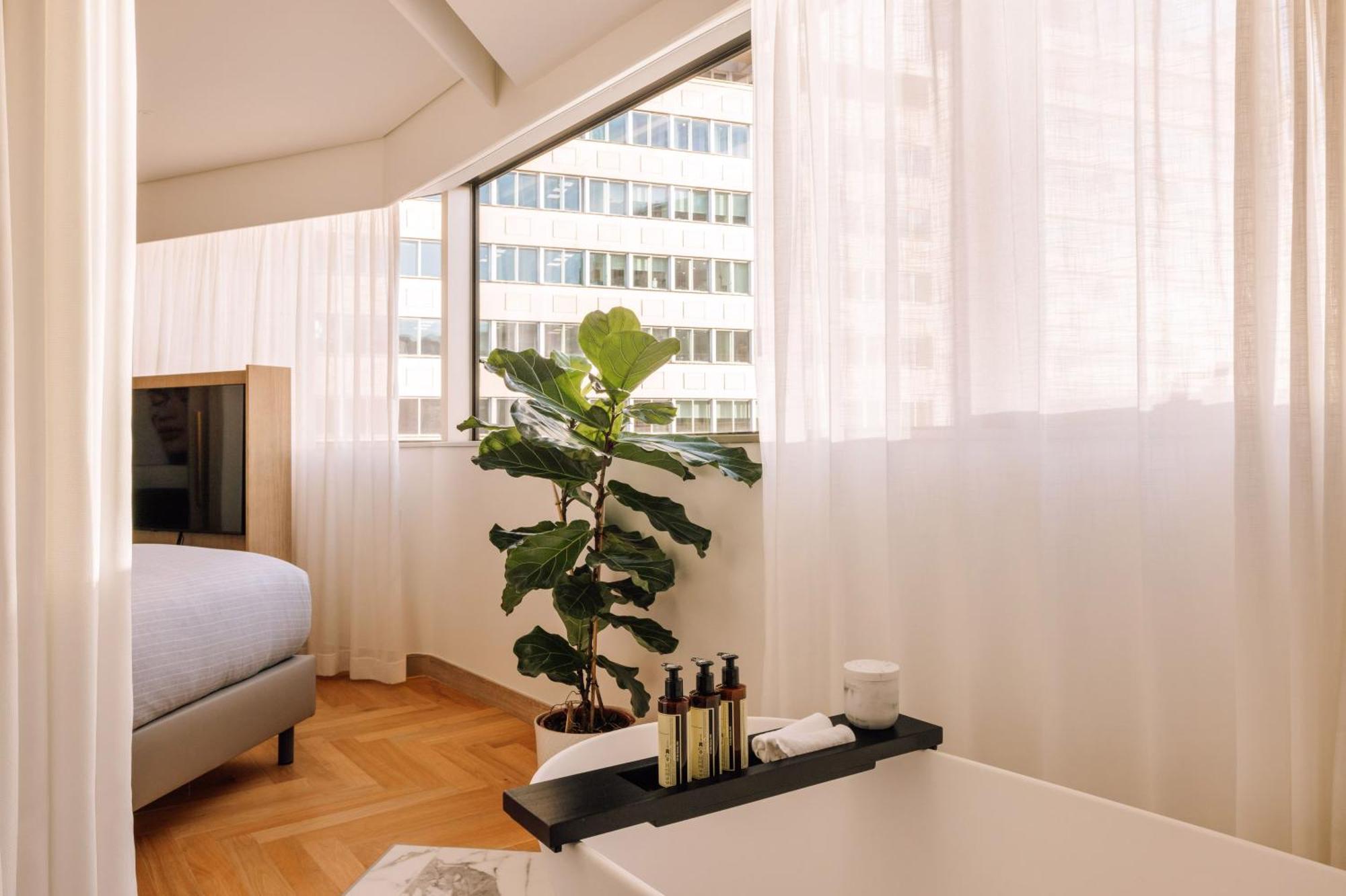 Extra ME Junior Suite Spa Access