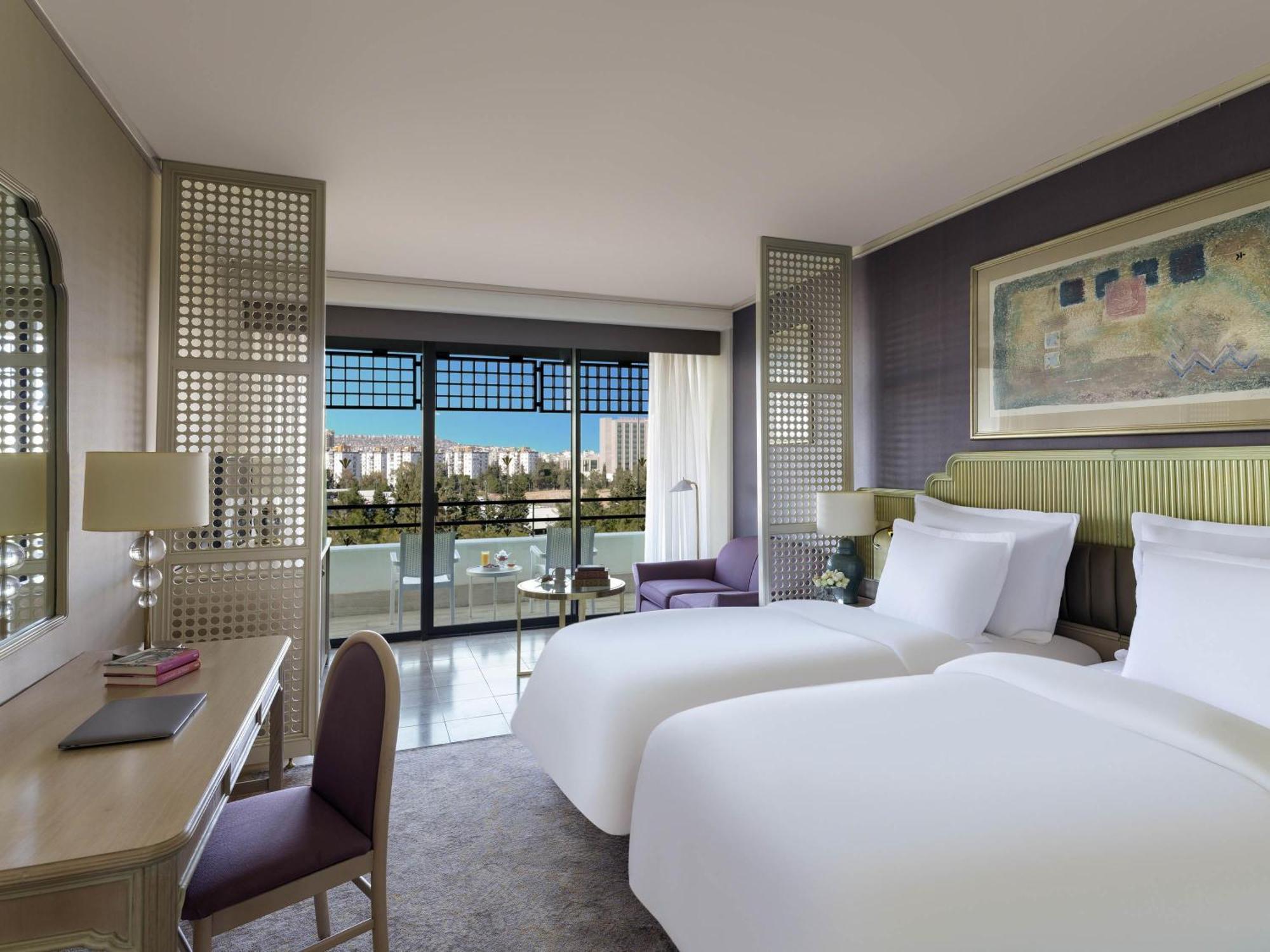 Standard Twin Room City View