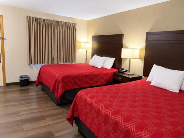 Queen Room Two Queen Beds Non-Smoking