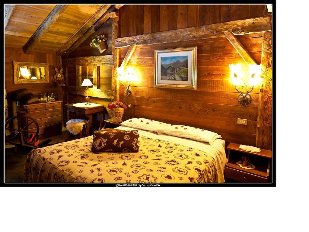 Deluxe Double Room,231844765:JPEG