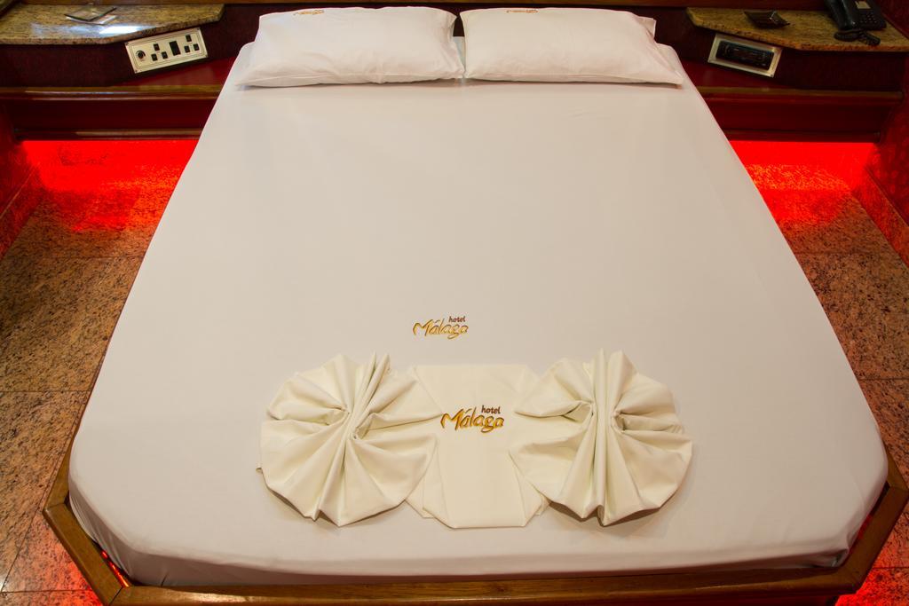 Quarto Duplo Superior com Banheira de Hidromassagem